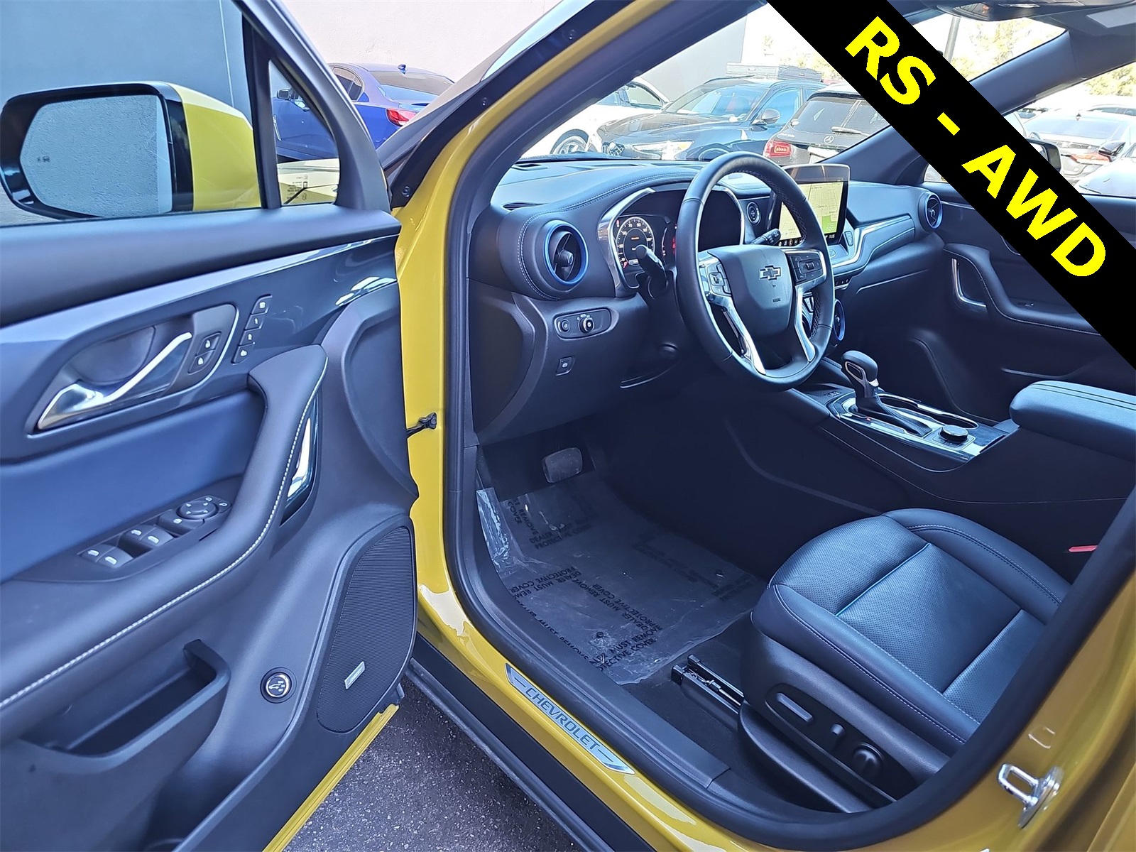 Thumbnail: 2023 Chevrolet Blazer - 10