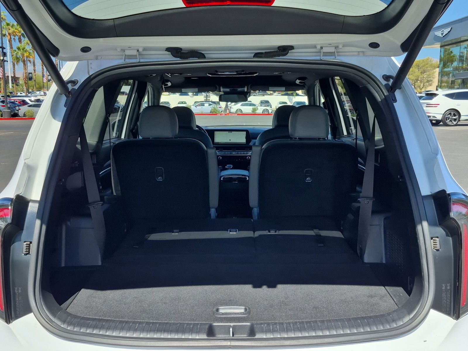 Thumbnail: 2023 Kia Telluride - 23