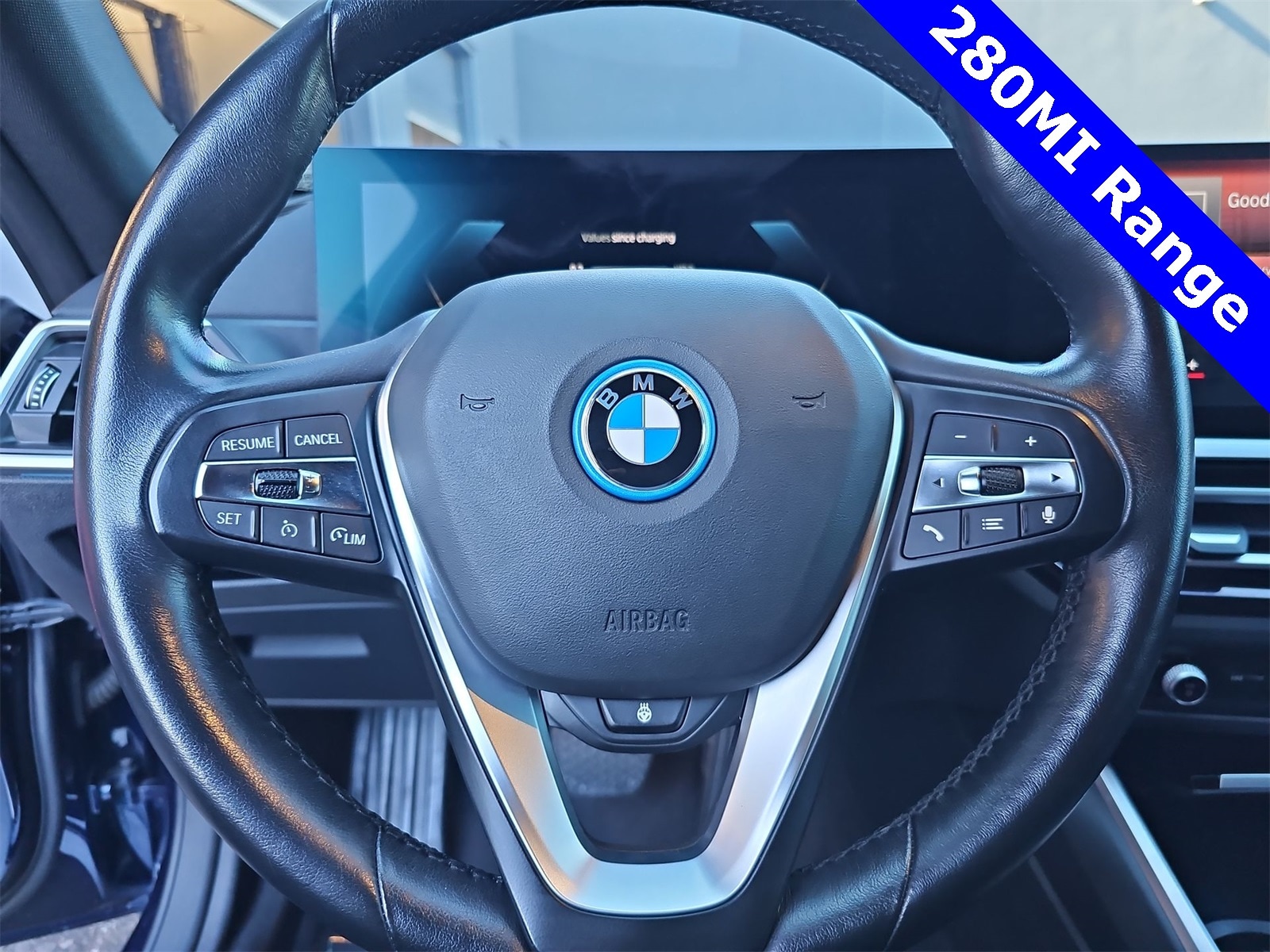 Thumbnail: 2022 BMW i4 - 19
