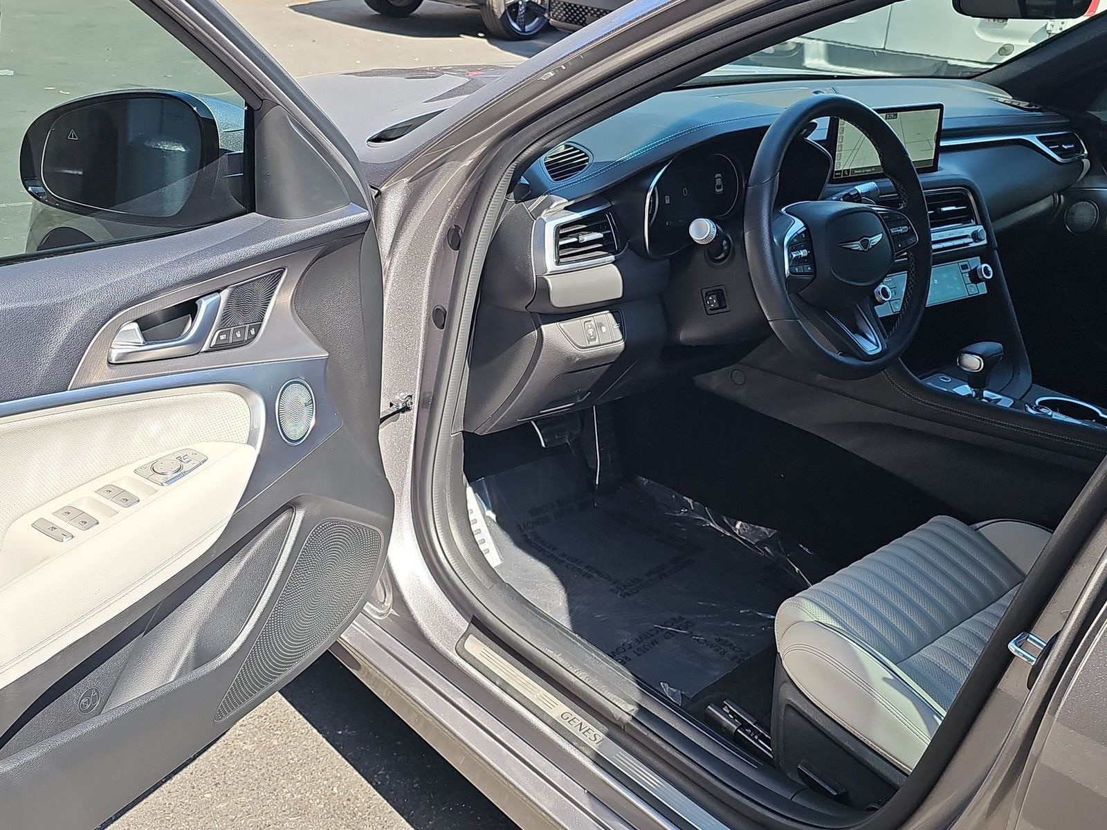 Thumbnail: 2025 Genesis G70 - 11