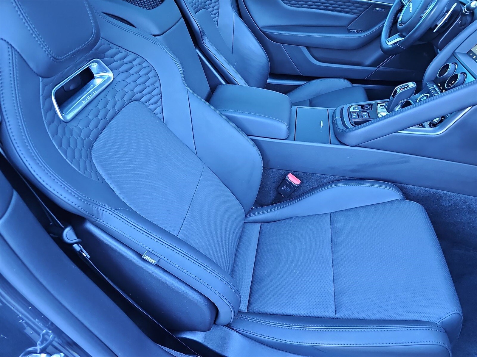 Thumbnail: 2024 Jaguar F-Type - 16