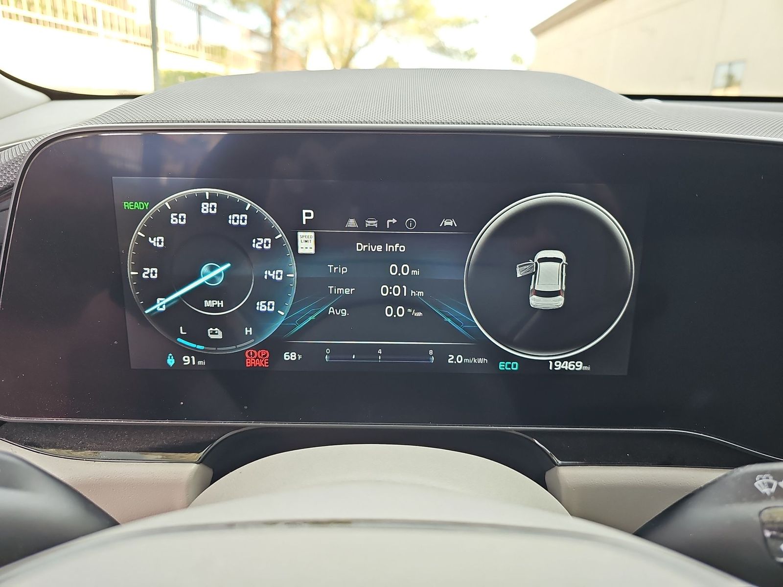 Thumbnail: 2023 Kia Niro - 22