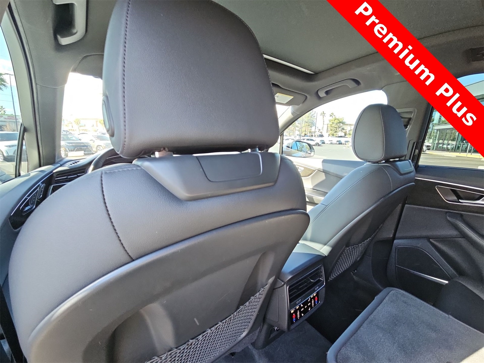 Thumbnail: 2021 Audi Q7 - 16