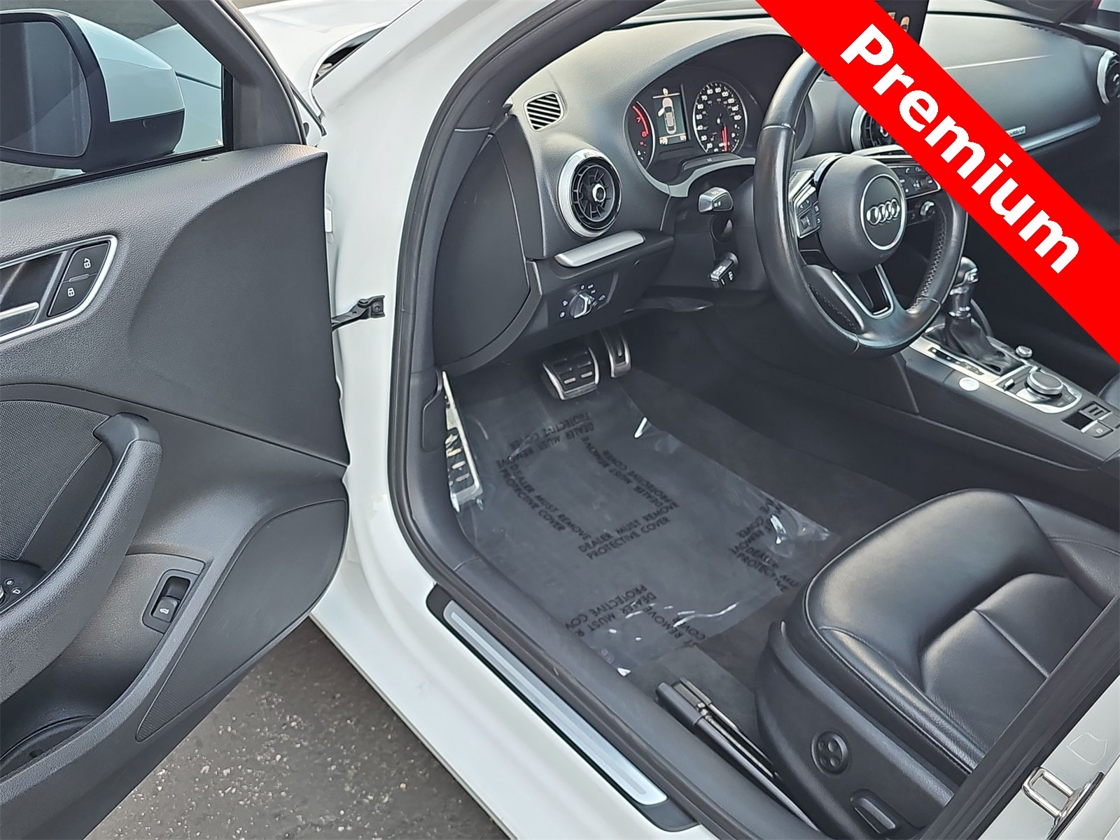 Thumbnail: 2017 Audi A3 - 10