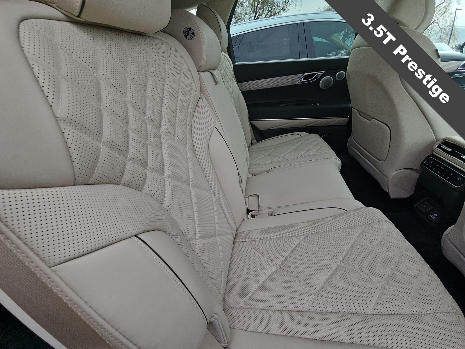 Thumbnail: 2026 Genesis GV80 - 17