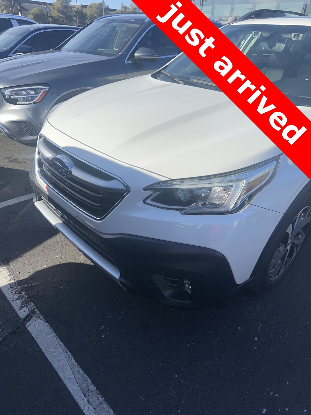 2021 Subaru Outback Limited's photo