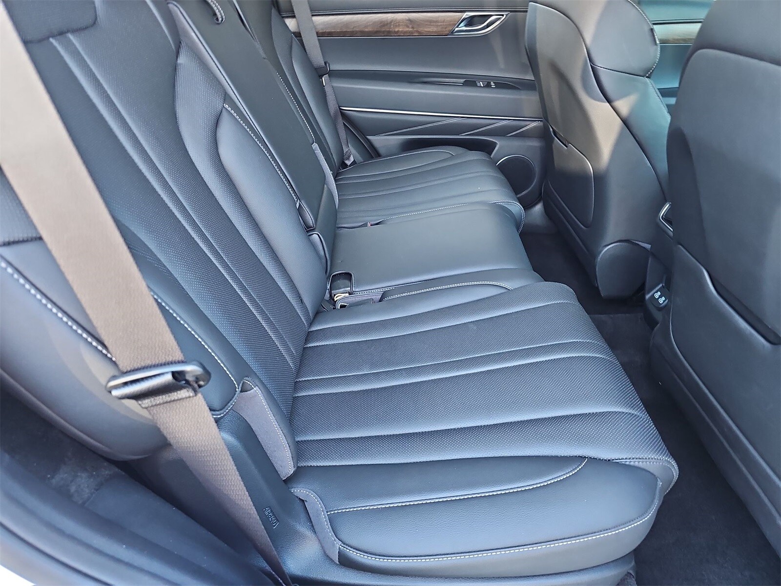 Thumbnail: 2025 Genesis GV80 - 17