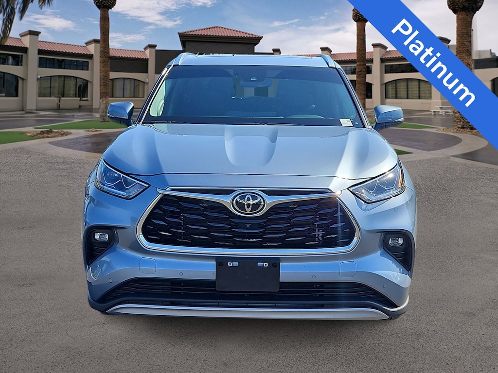 Used 2023 Toyota Highlander Platinum SUV