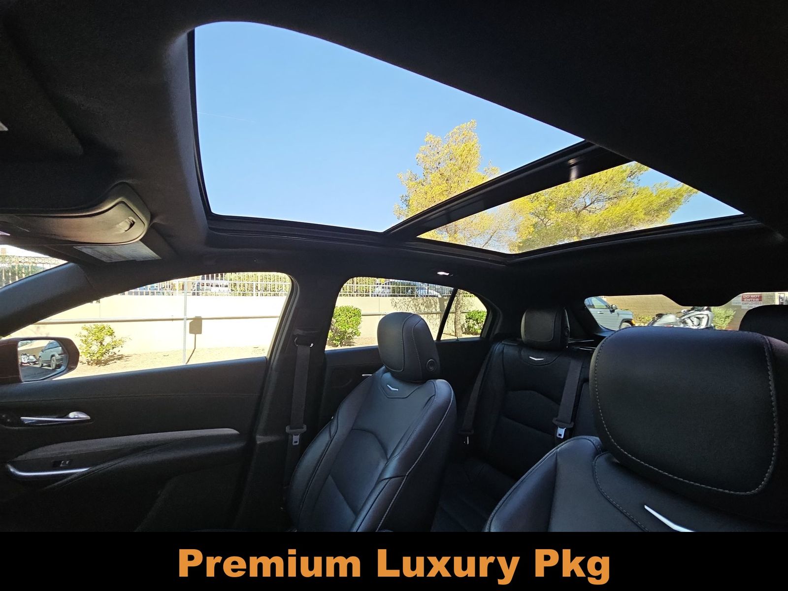 Thumbnail: 2019 Cadillac XT4 - 28