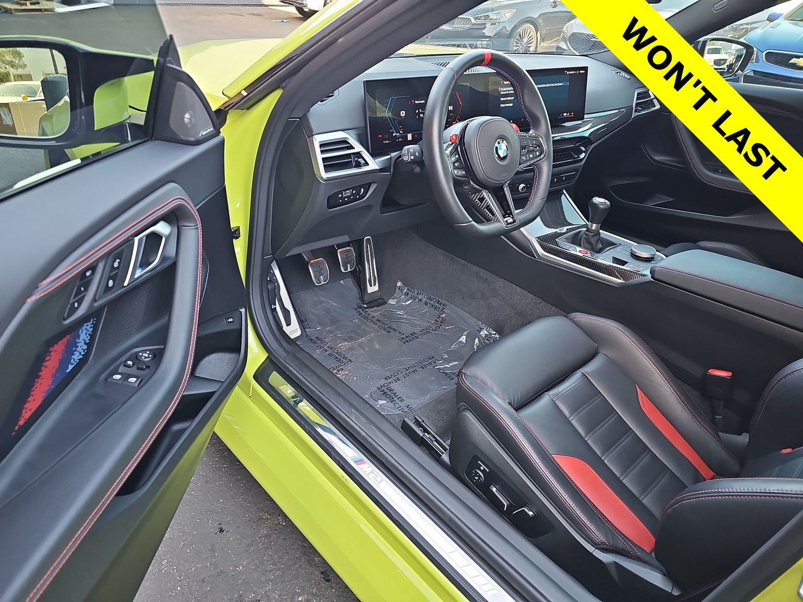 Thumbnail: 2025 BMW M2 - 10