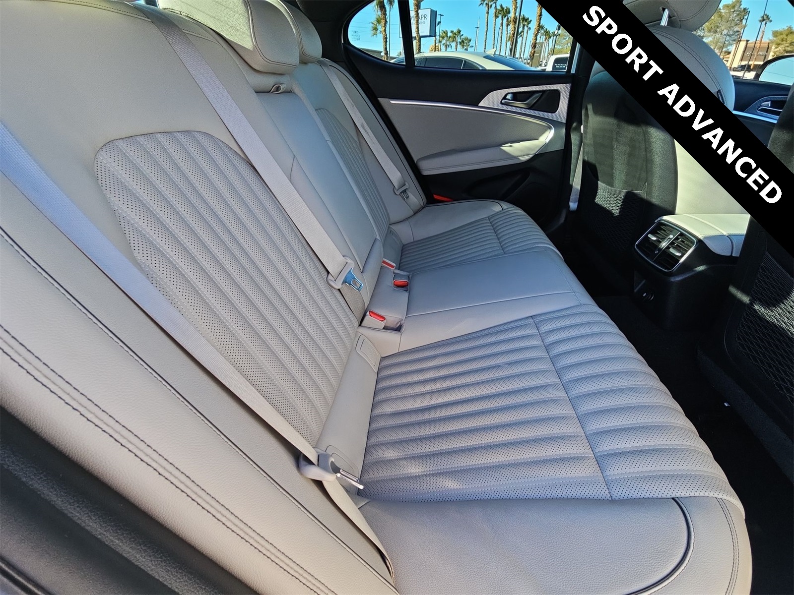 Thumbnail: 2023 Genesis G70 - 17