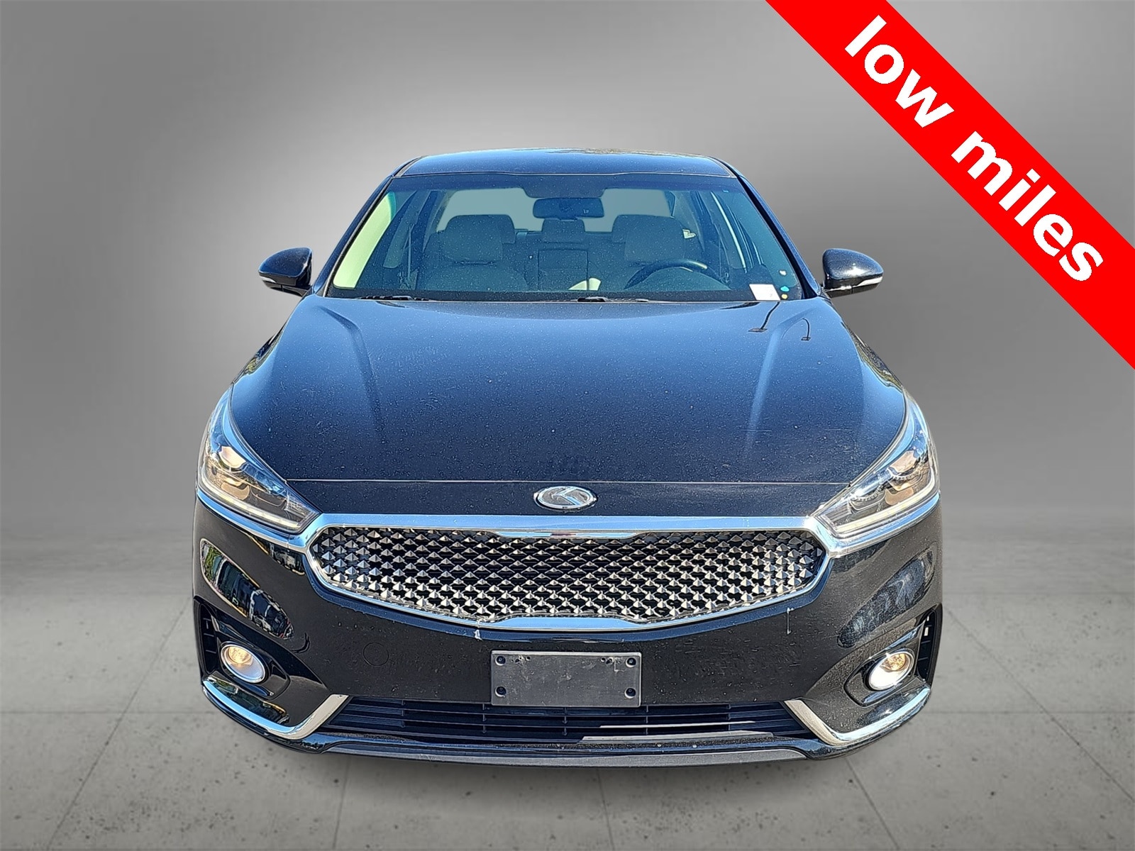 Thumbnail: 2019 Kia Cadenza - 3