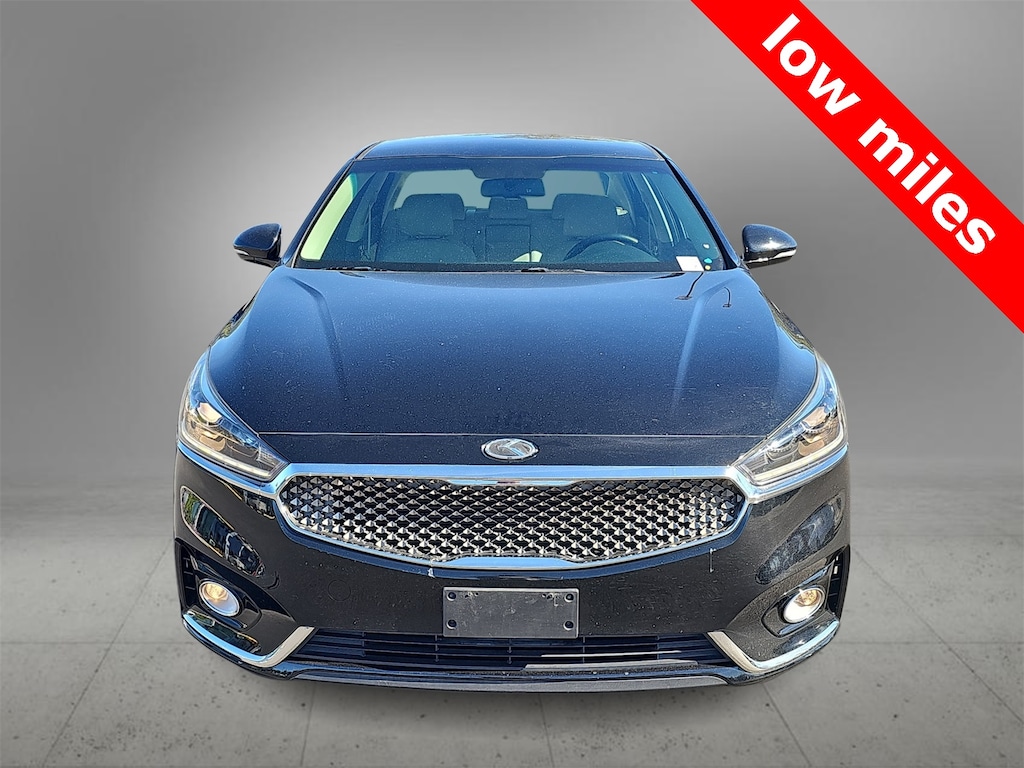 Used 2019 Kia Cadenza Premium Sedan