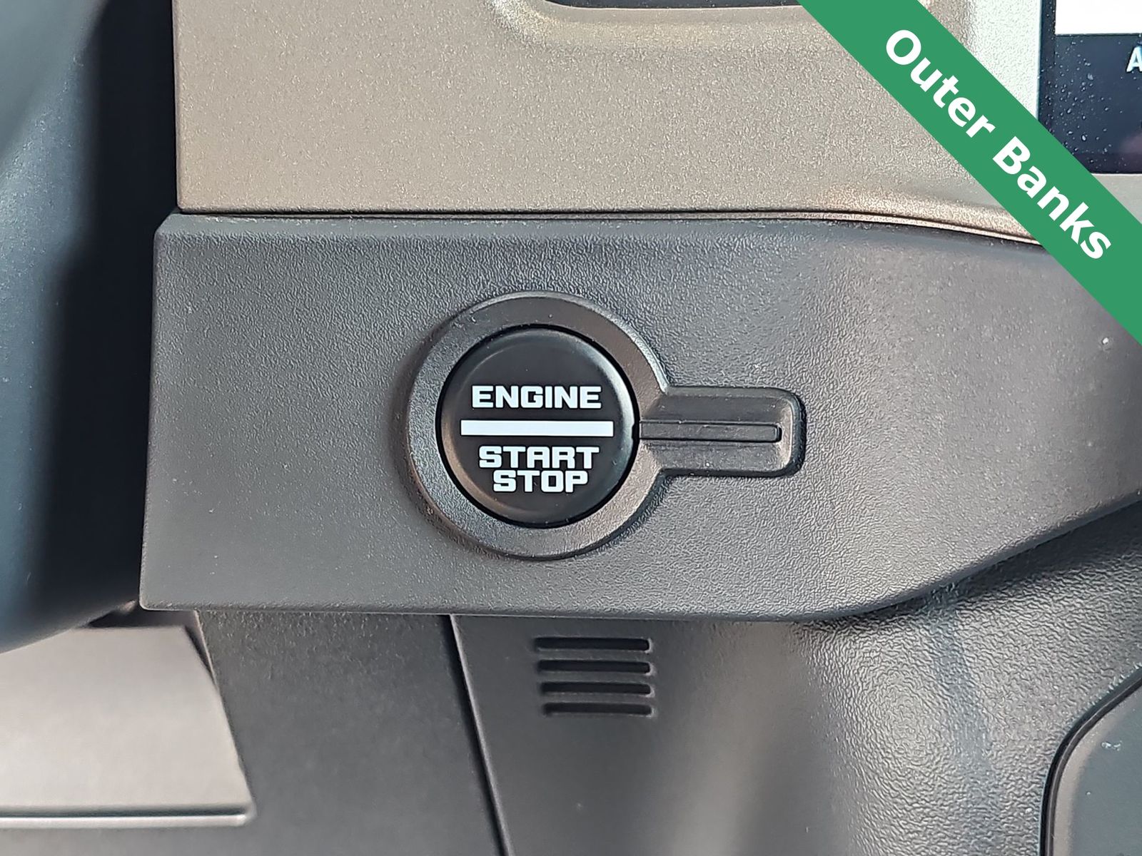 Thumbnail: 2025 Ford Bronco - 24