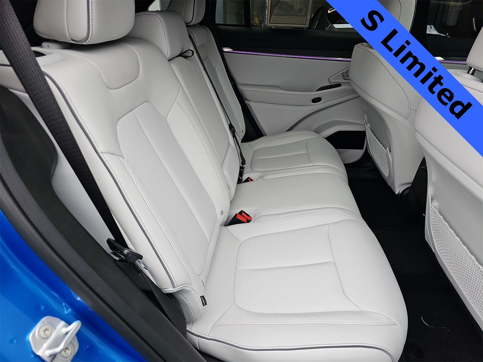 Thumbnail: 2025 Jeep Wagoneer S - 17