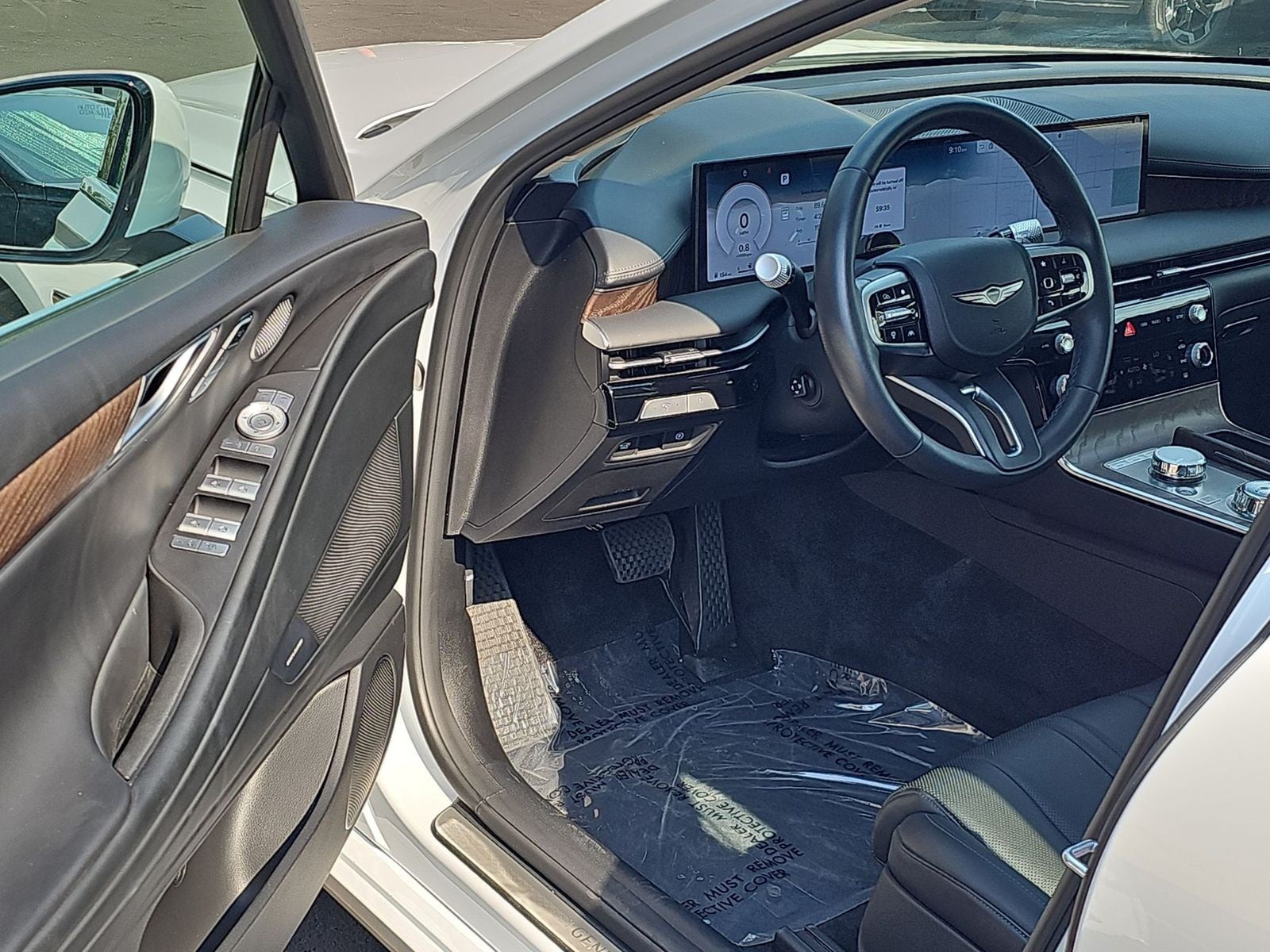 Thumbnail: 2025 Genesis G80 - 11
