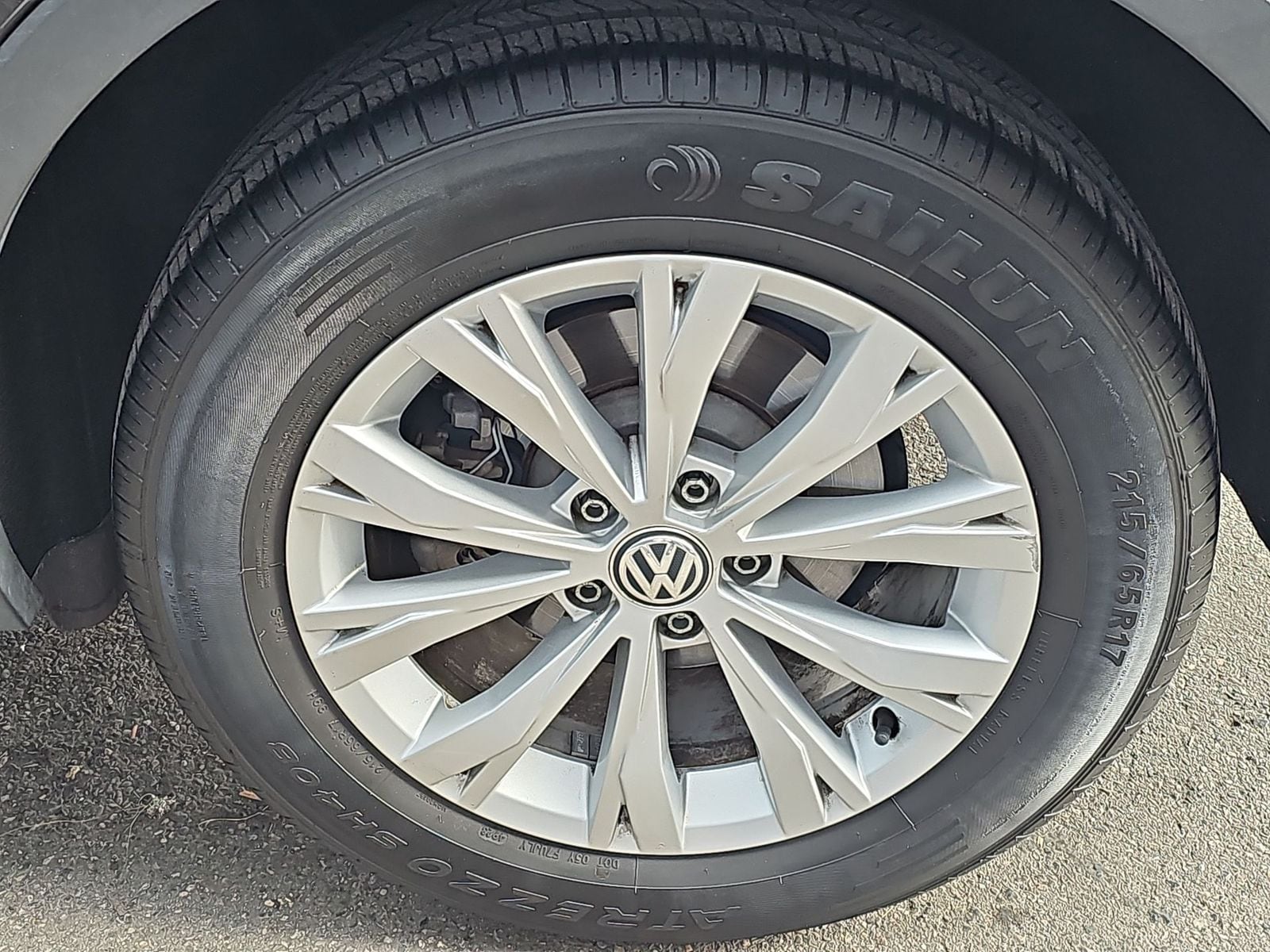 Thumbnail: 2019 Volkswagen Tiguan - 12