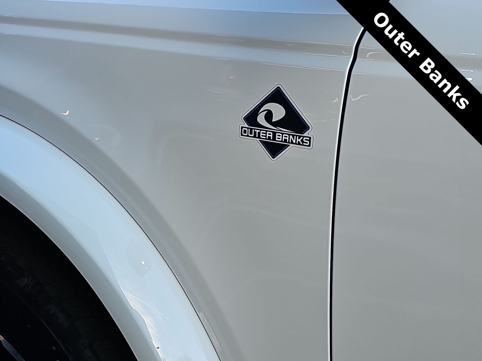 Thumbnail: 2023 Ford Bronco - 11