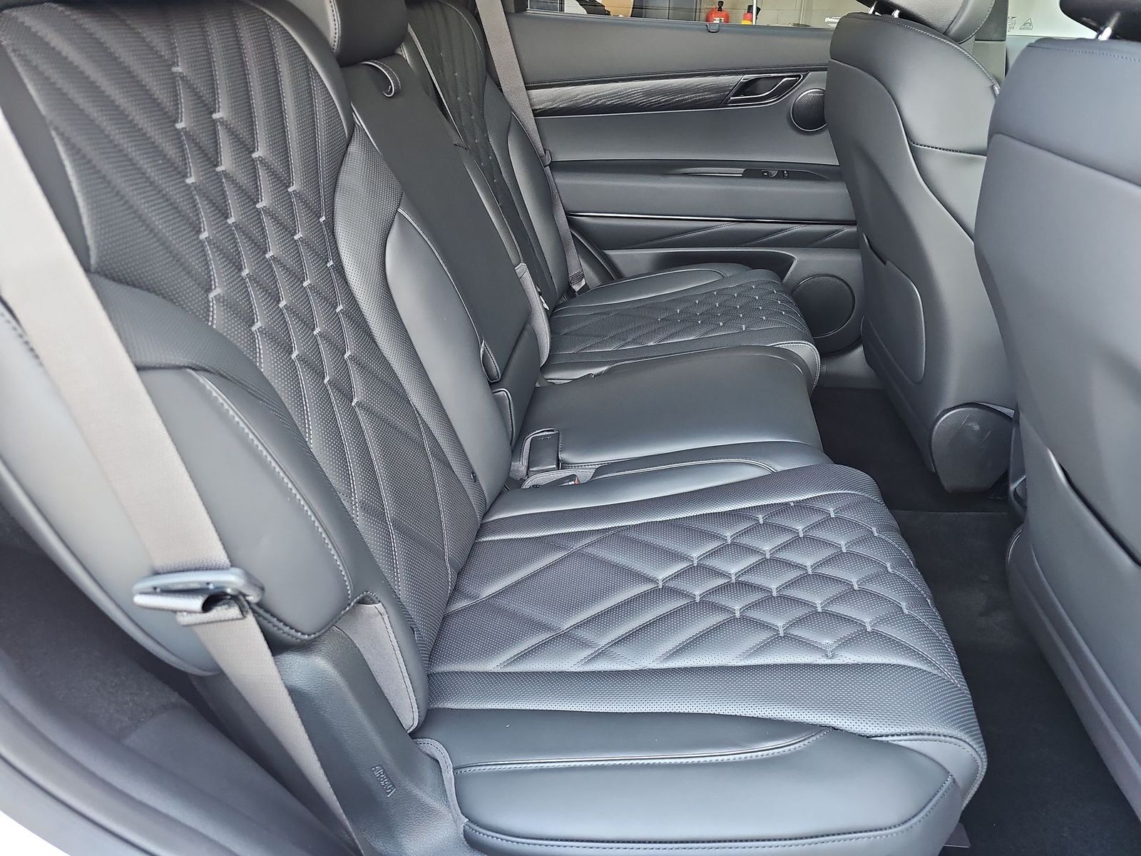 Thumbnail: 2026 Genesis GV80 - 17