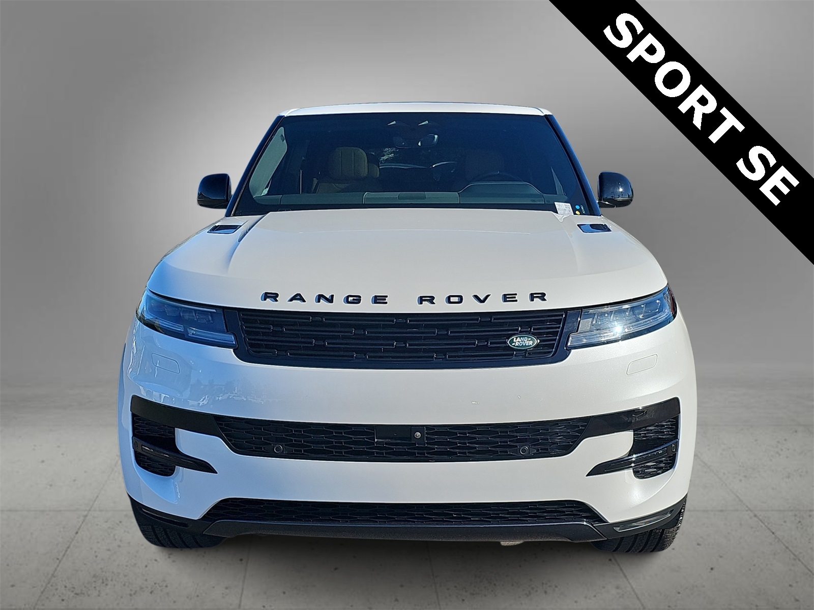 Thumbnail: 2024 Land Rover Range Rover Sport - 3