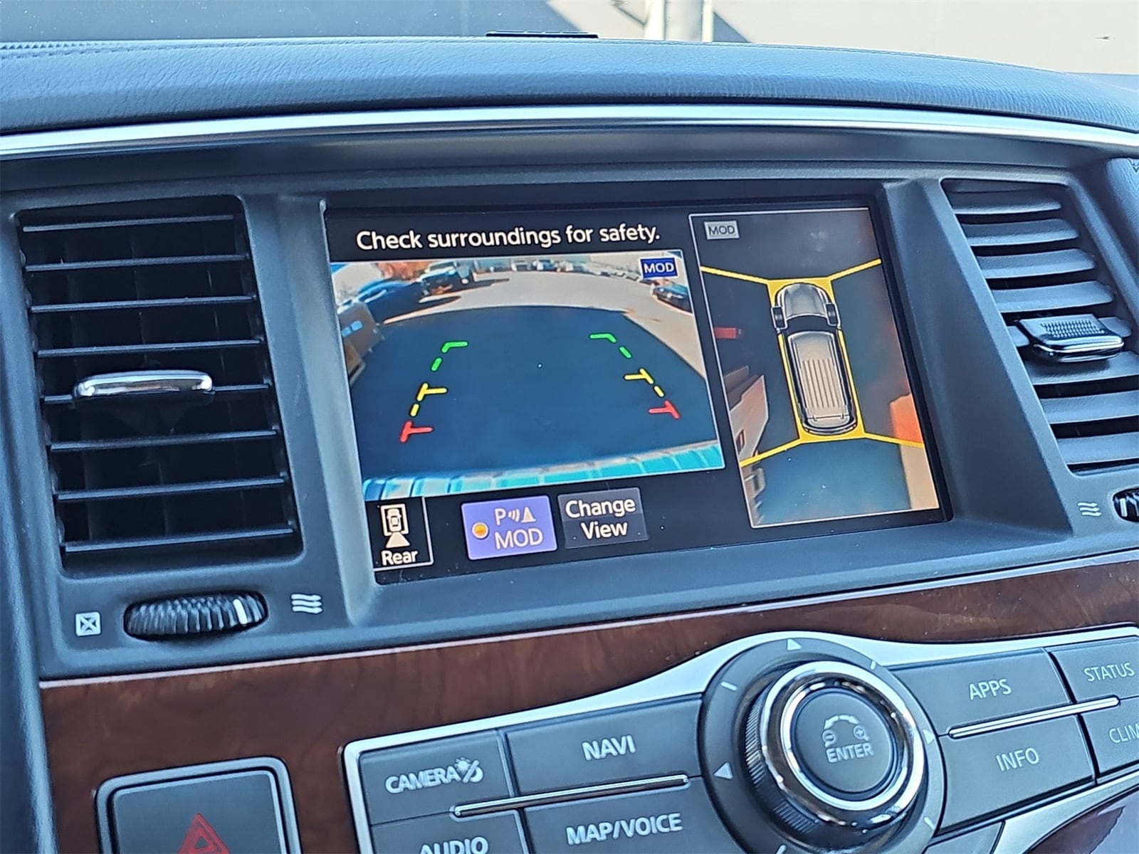 Thumbnail: 2019 INFINITI QX80 - 26