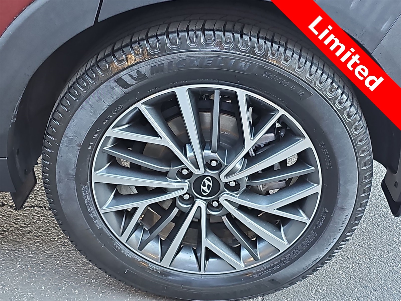 Thumbnail: 2019 Hyundai Tucson - 12