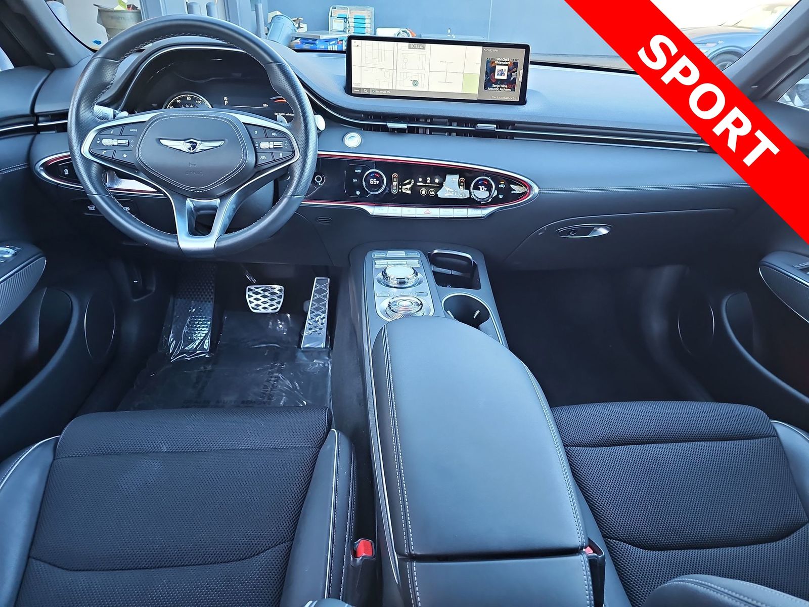 Thumbnail: 2025 Genesis GV70 - 14