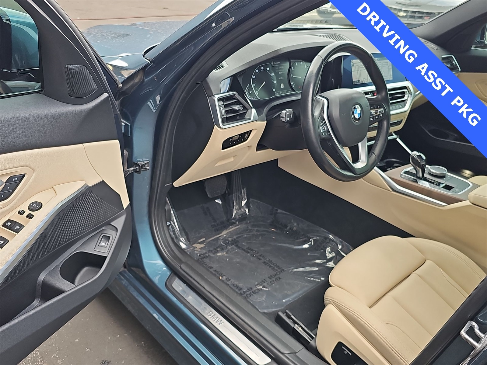 Thumbnail: 2021 BMW 3 Series - 10