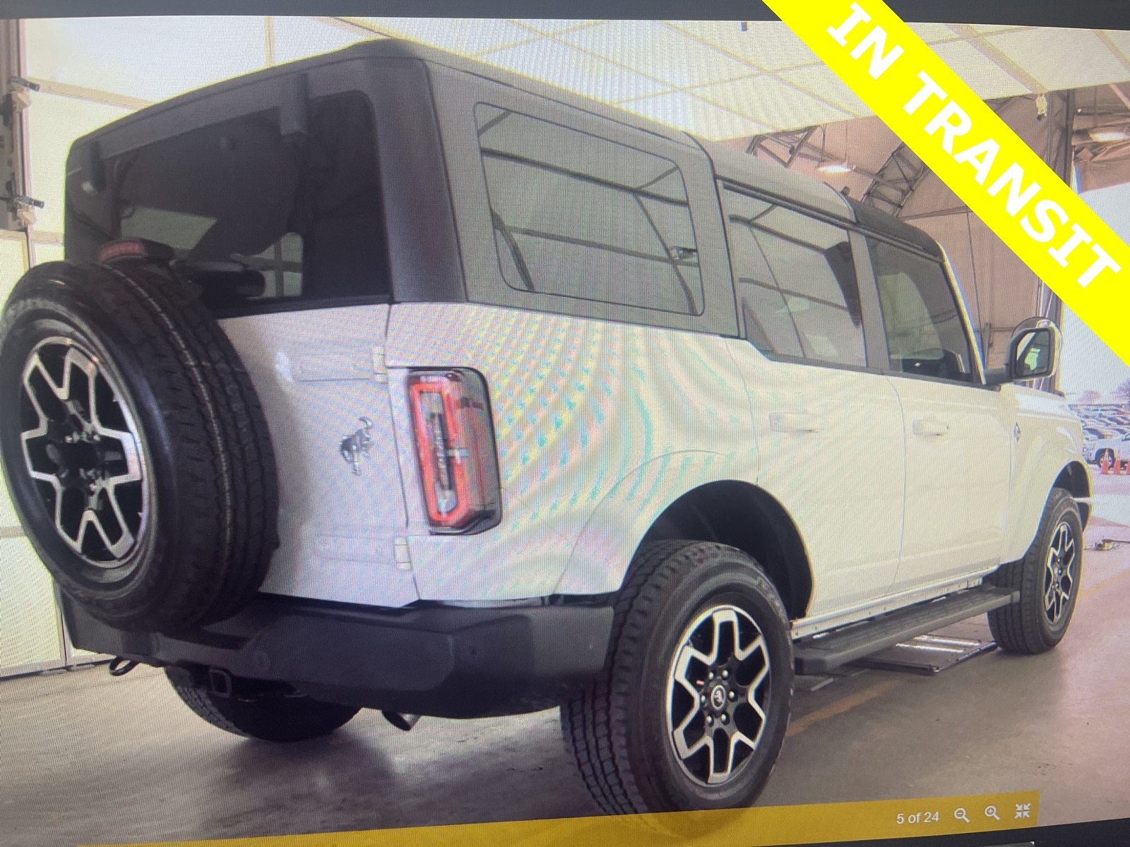 Thumbnail: 2023 Ford Bronco - 4