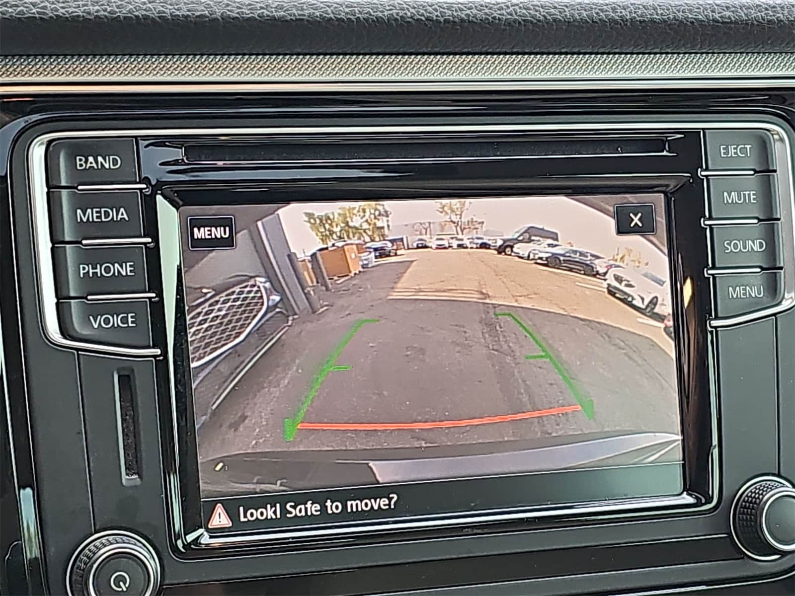 Thumbnail: 2017 Volkswagen Passat - 26