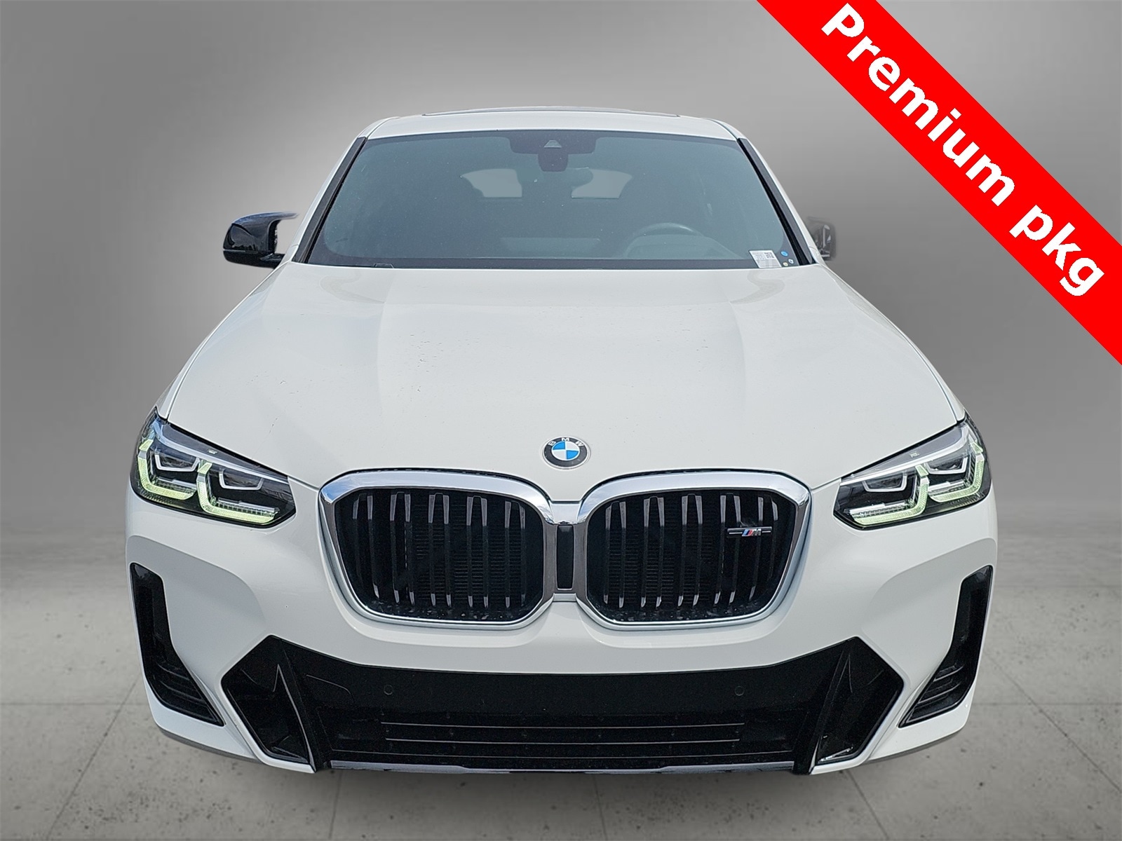 Thumbnail: 2022 BMW X4 - 3