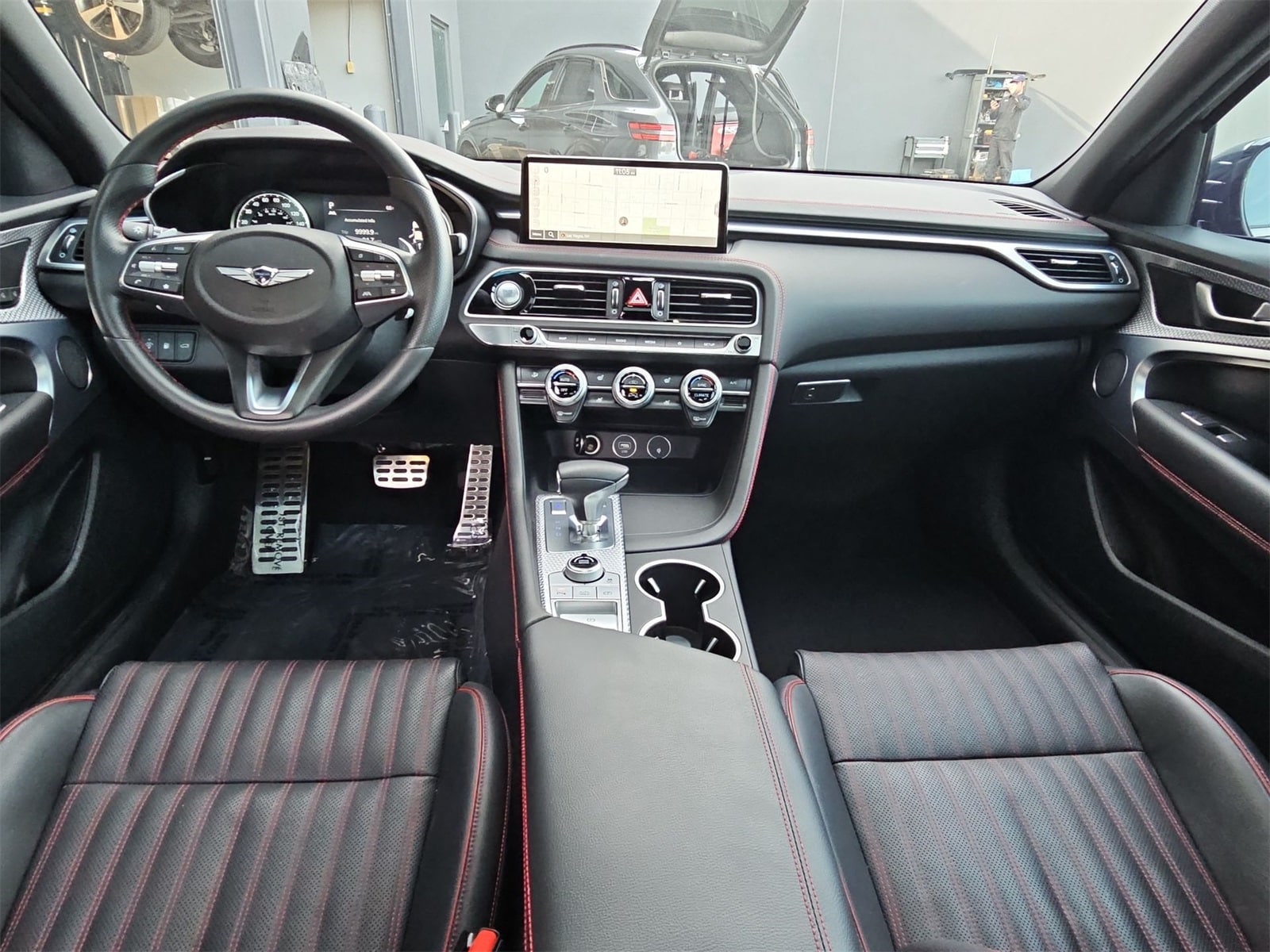 Thumbnail: 2023 Genesis G70 - 14