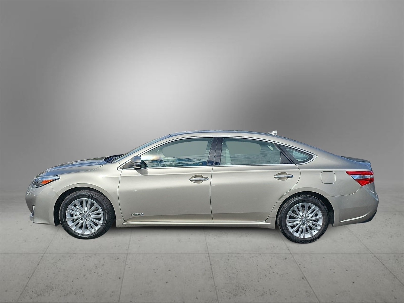 Thumbnail: 2015 Toyota Avalon - 5