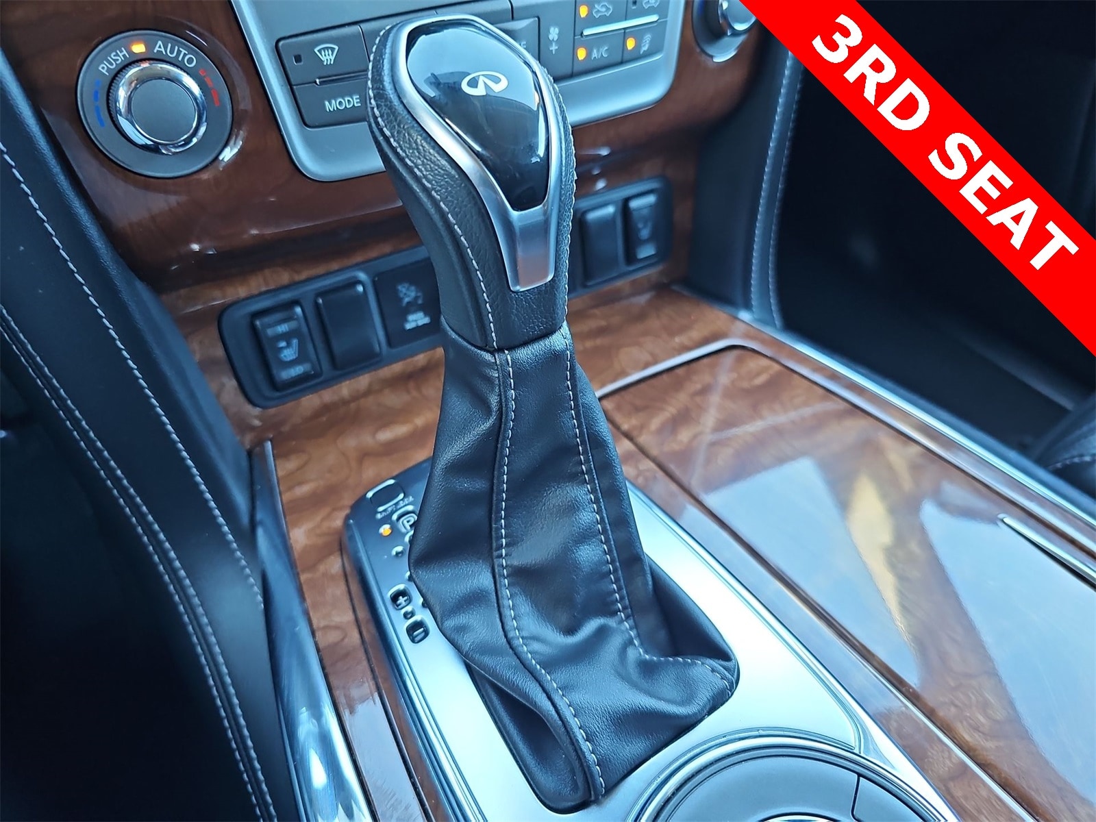 Thumbnail: 2019 INFINITI QX80 - 21