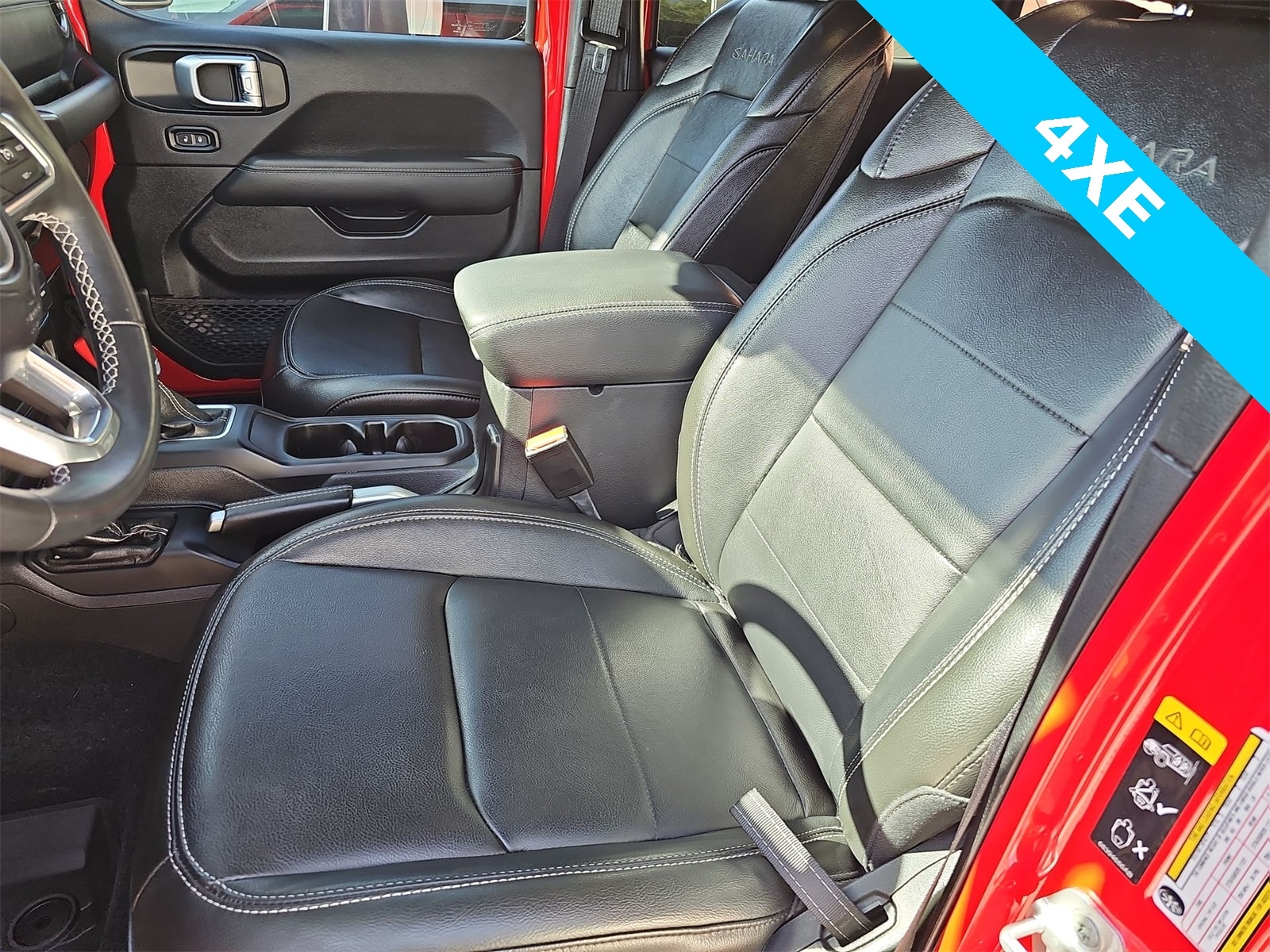 Thumbnail: 2022 Jeep Wrangler - 15