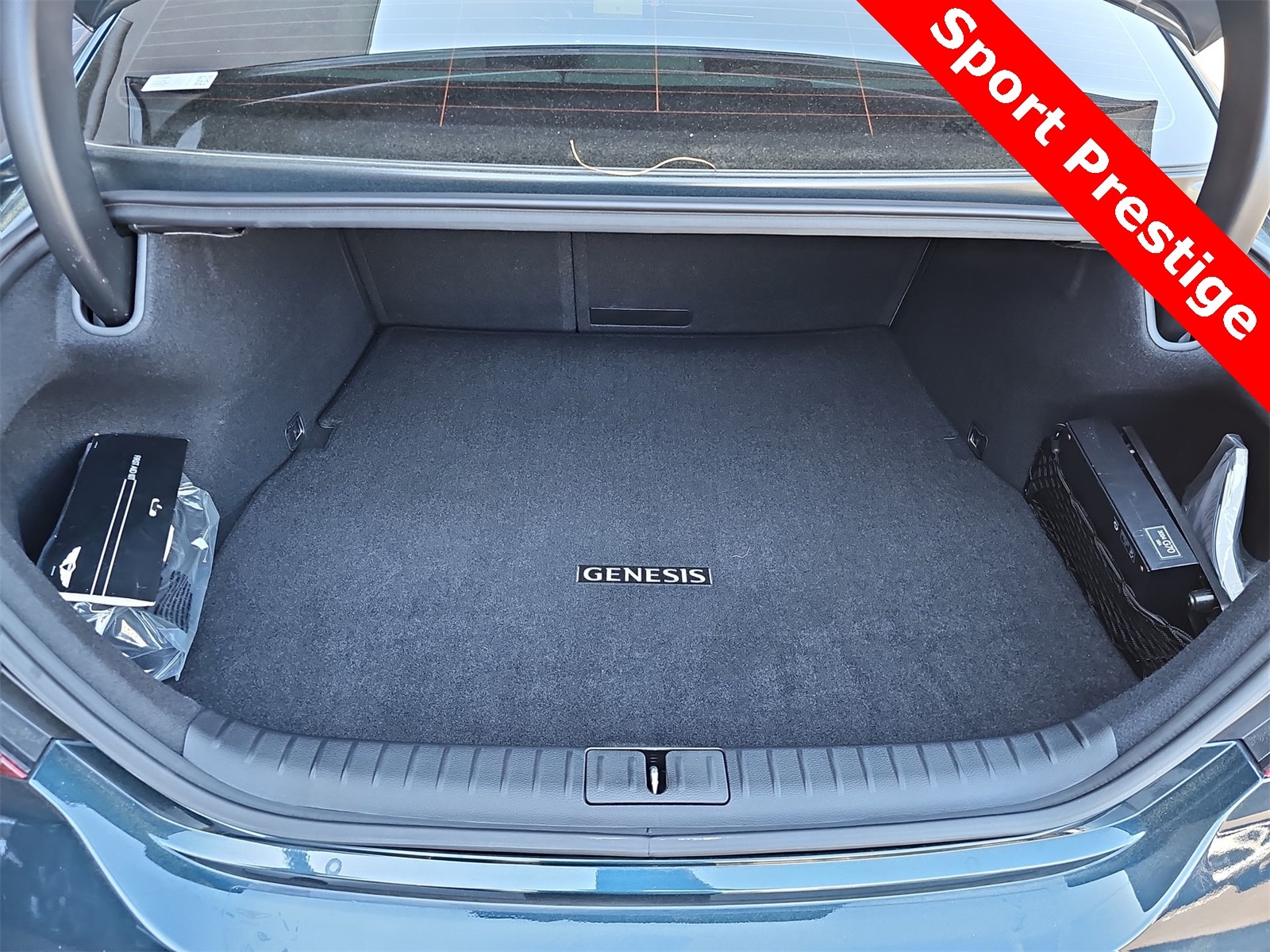 Thumbnail: 2024 Genesis G70 - 23