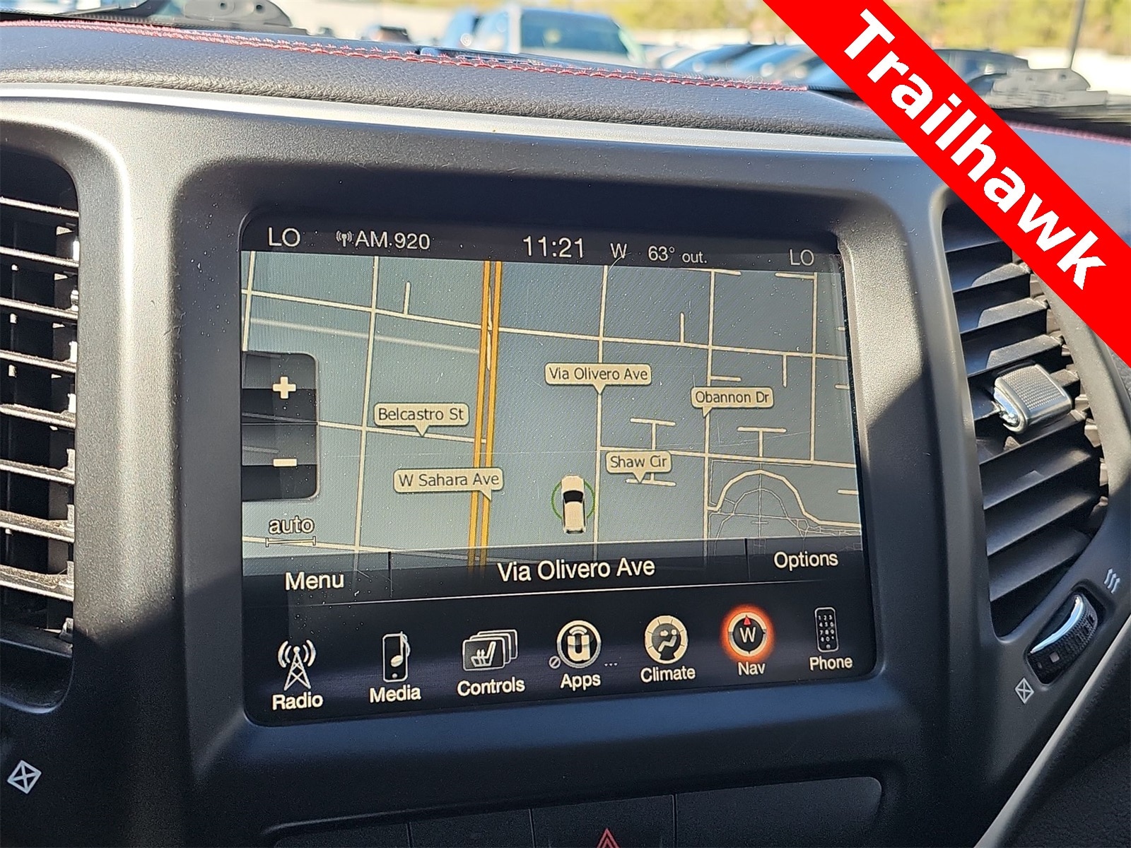 Thumbnail: 2017 Jeep Cherokee - 25