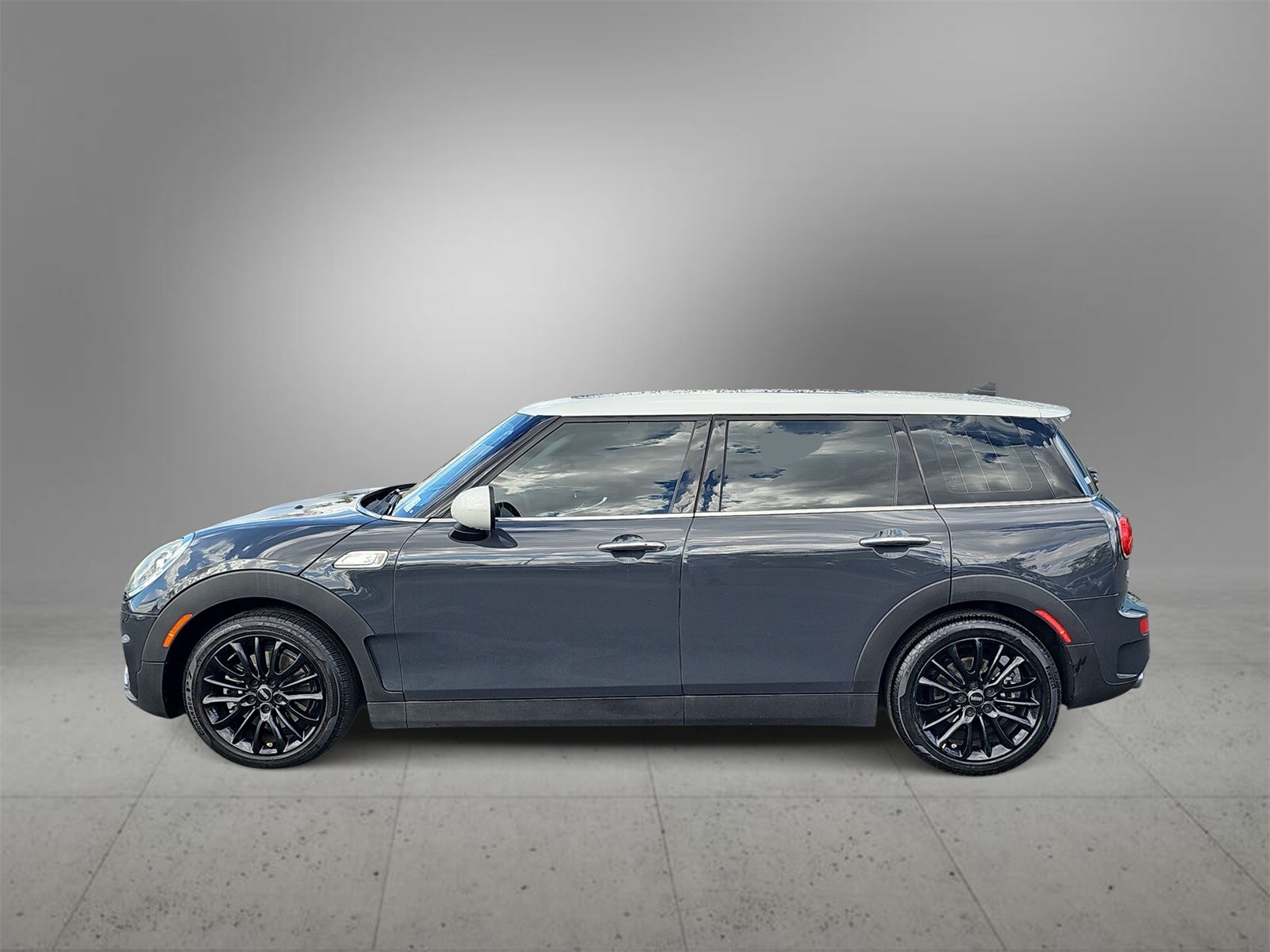 Thumbnail: 2019 MINI Cooper Clubman - 5