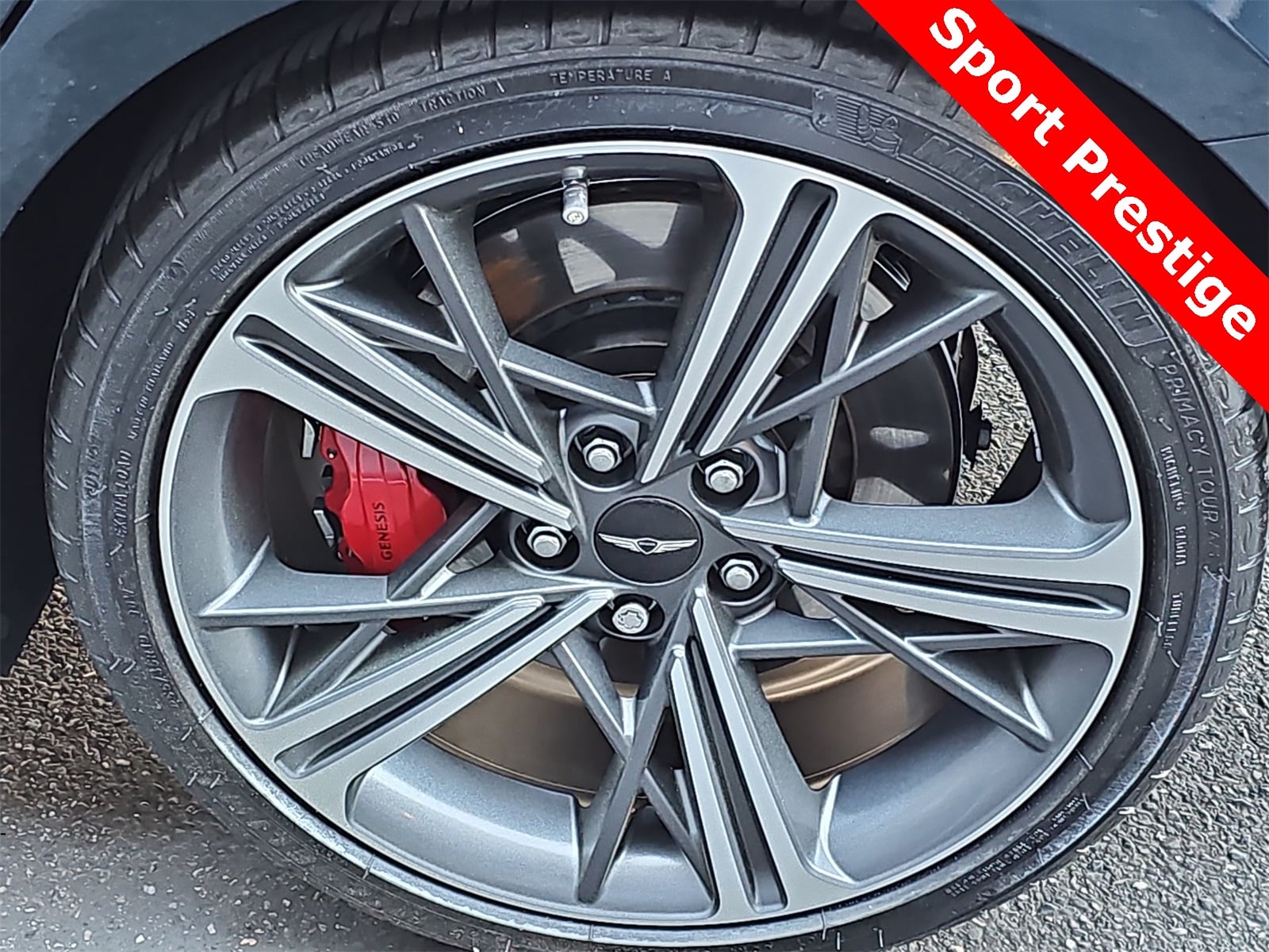 Thumbnail: 2024 Genesis G70 - 12