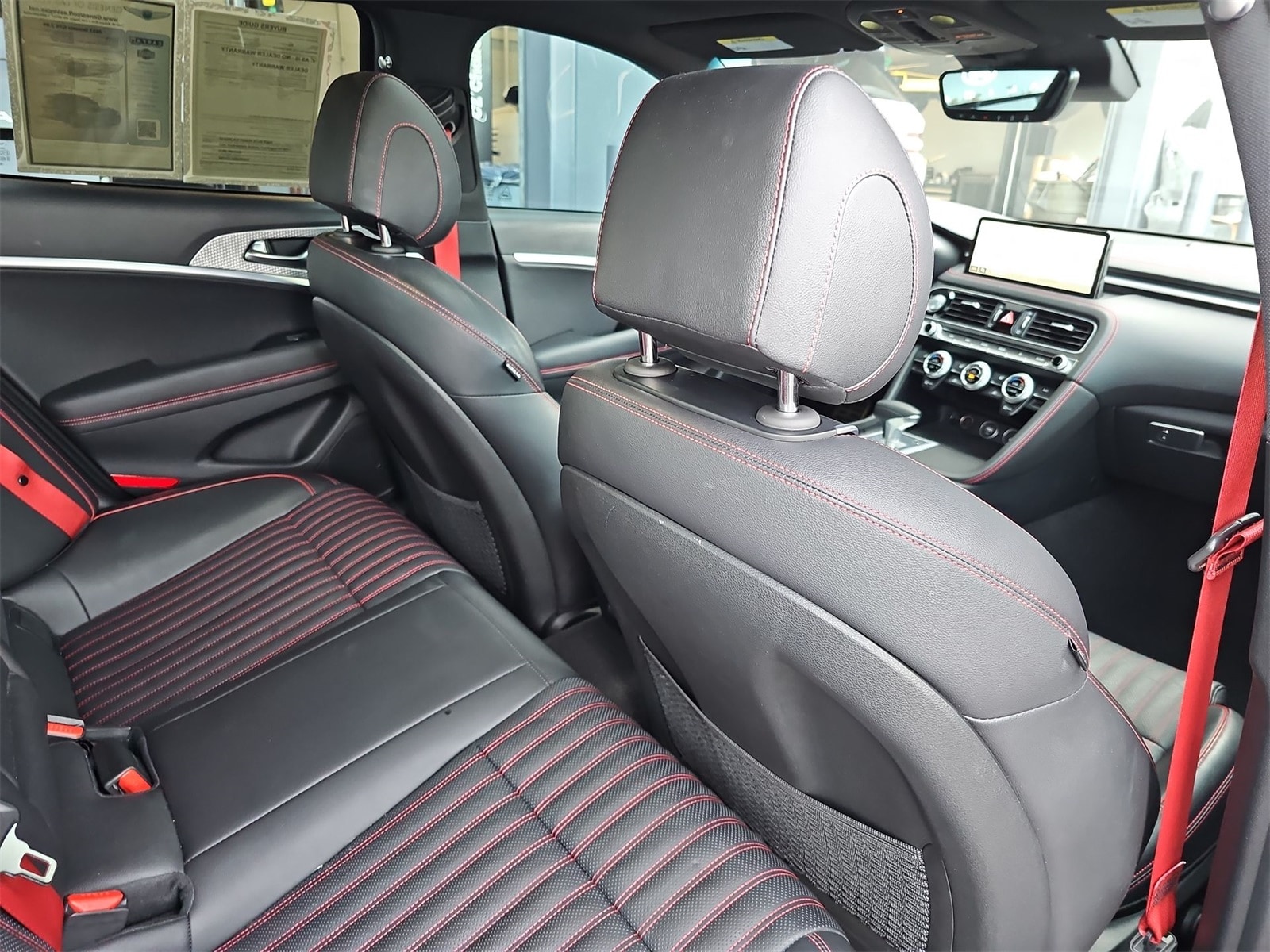 Thumbnail: 2023 Genesis G70 - 16