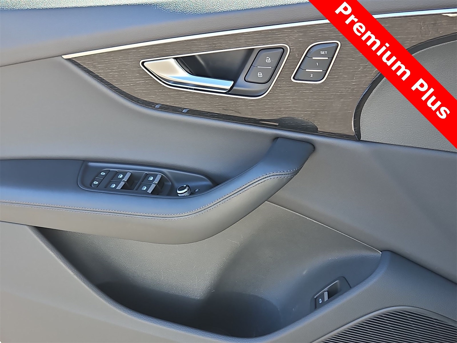 Thumbnail: 2021 Audi Q7 - 29