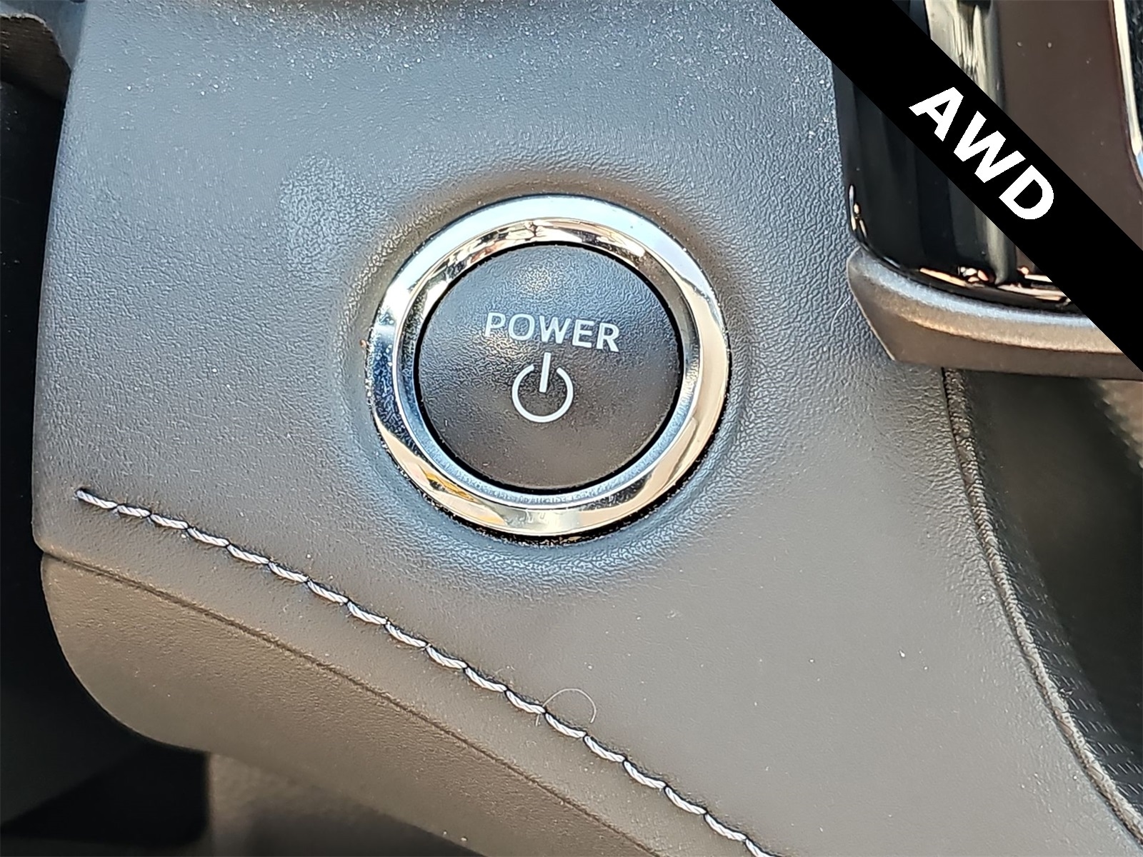 Thumbnail: 2023 Toyota Highlander - 26