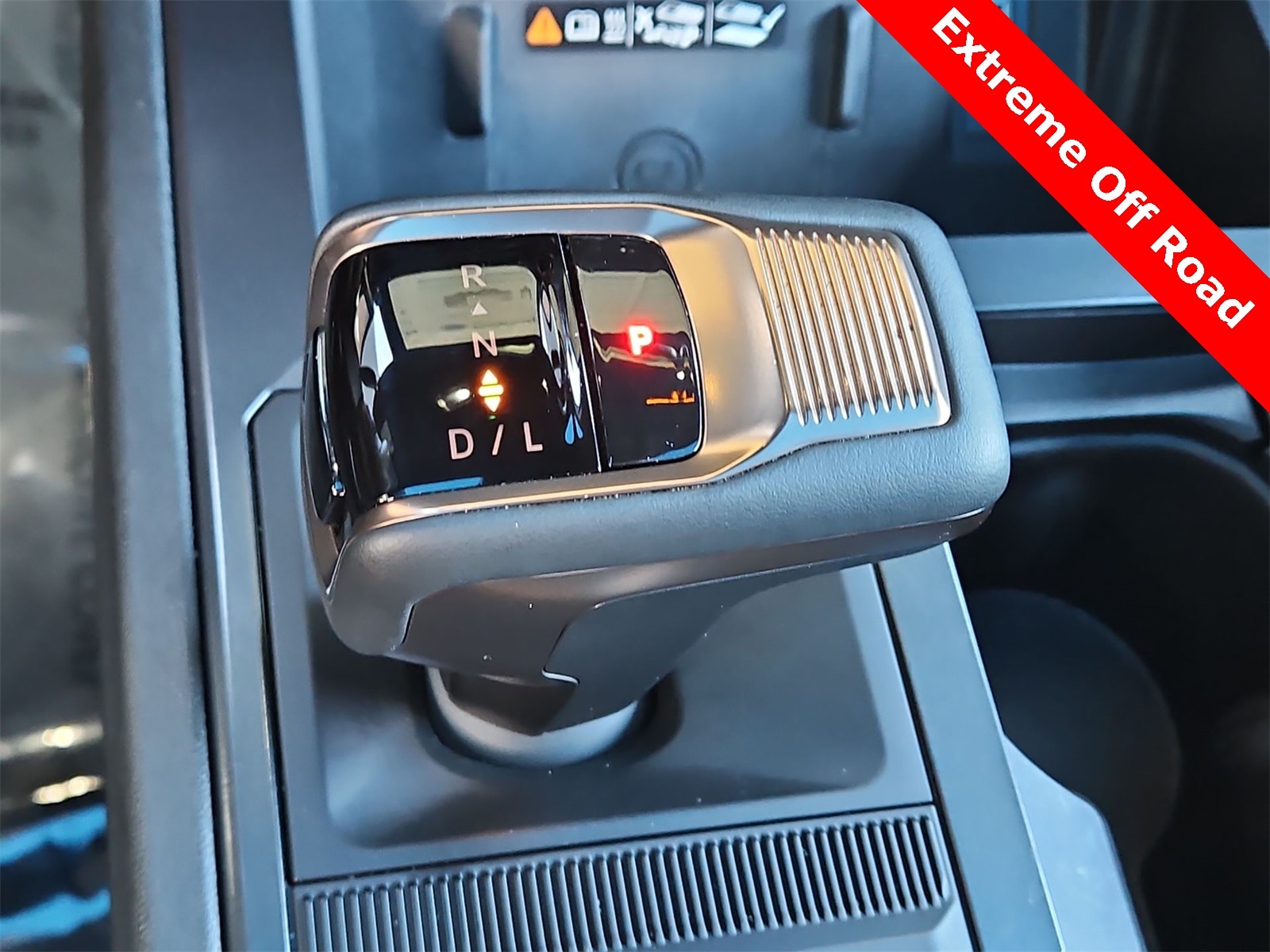 Thumbnail: 2024 GMC Hummer EV - 21