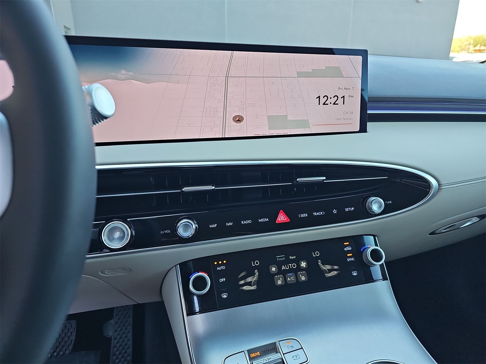 Thumbnail: 2026 Genesis GV70 - 20