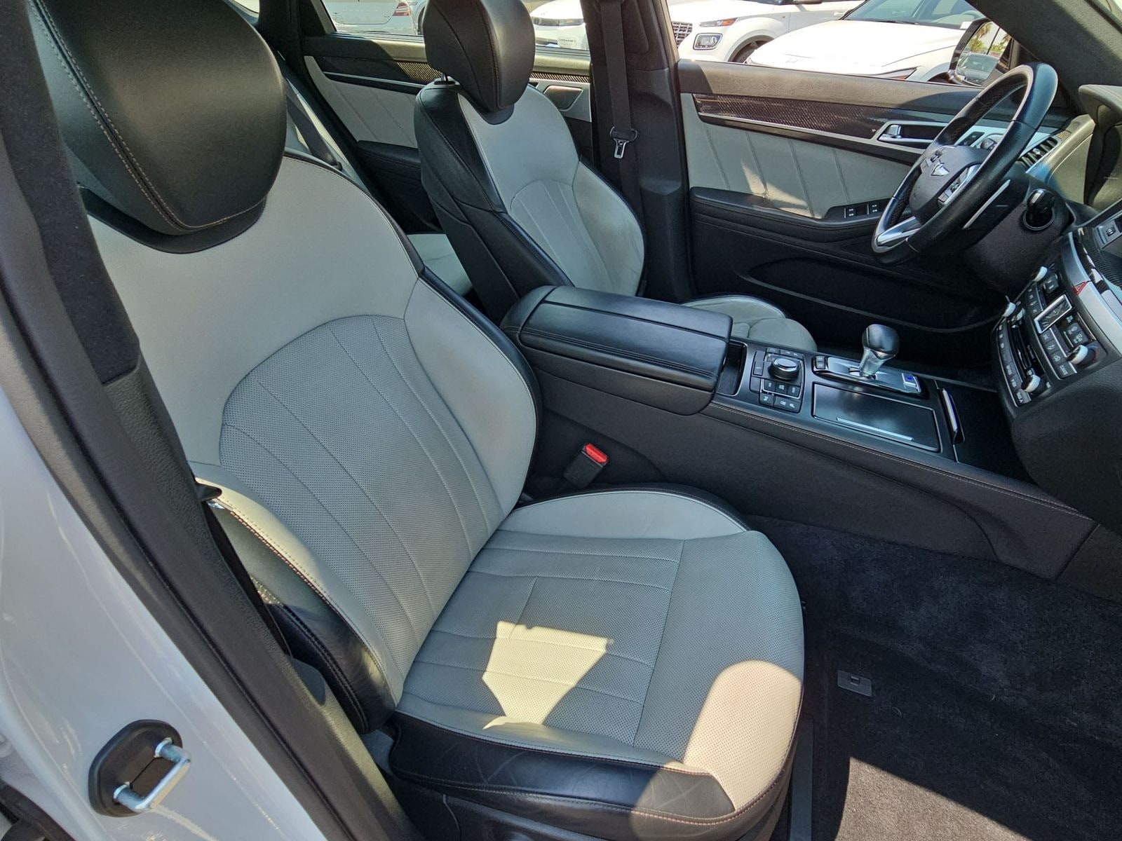 Thumbnail: 2018 Genesis G80 - 19