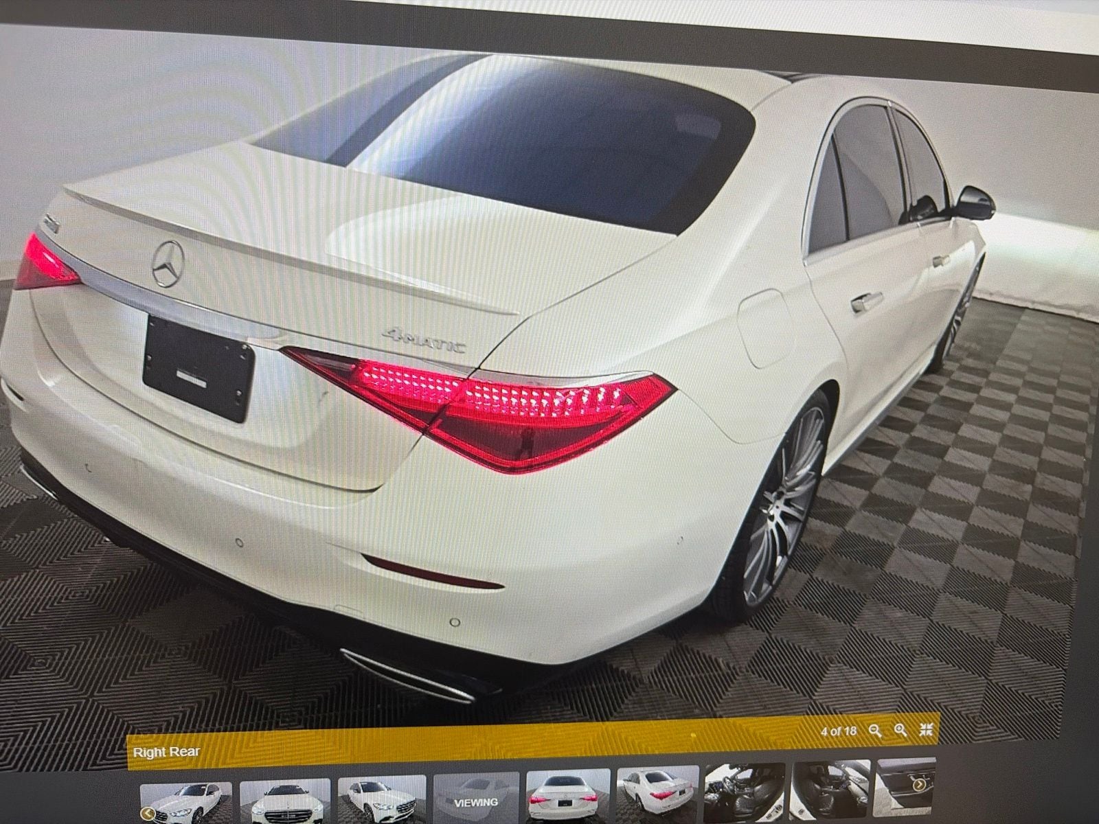 Thumbnail: 2022 Mercedes-Benz S-Class - 3