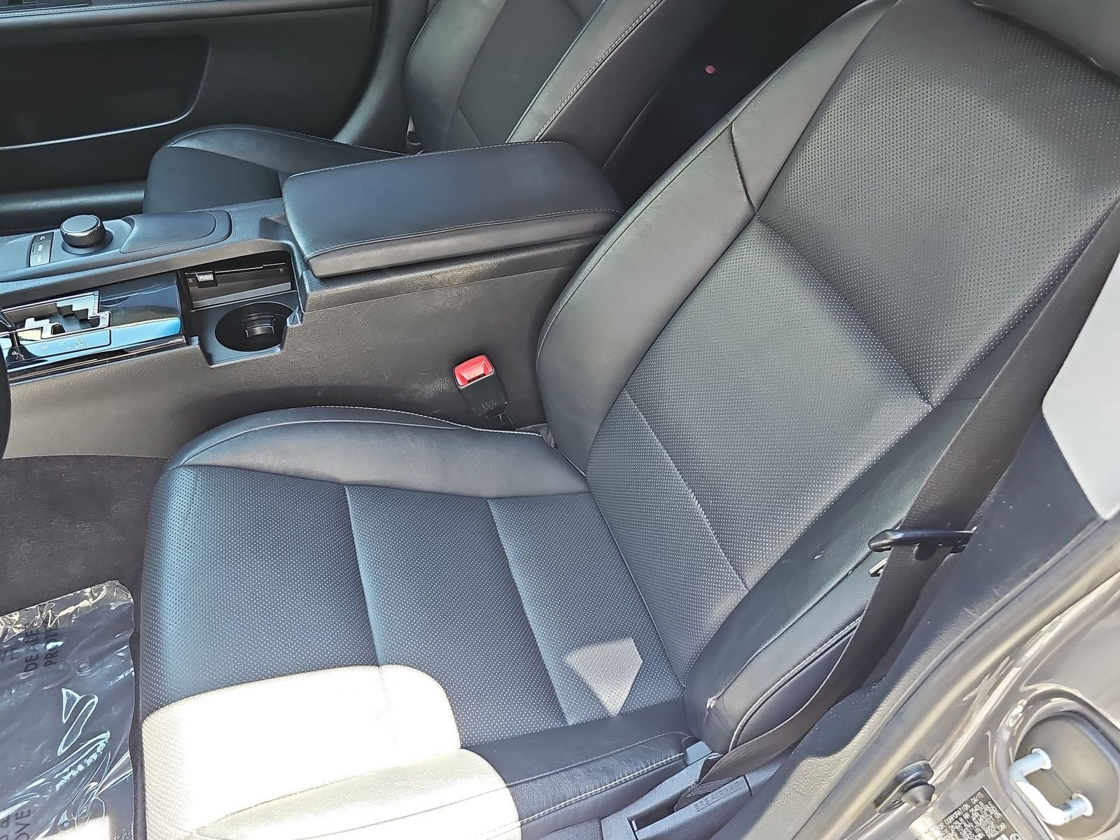 Thumbnail: 2015 Lexus ES - 16
