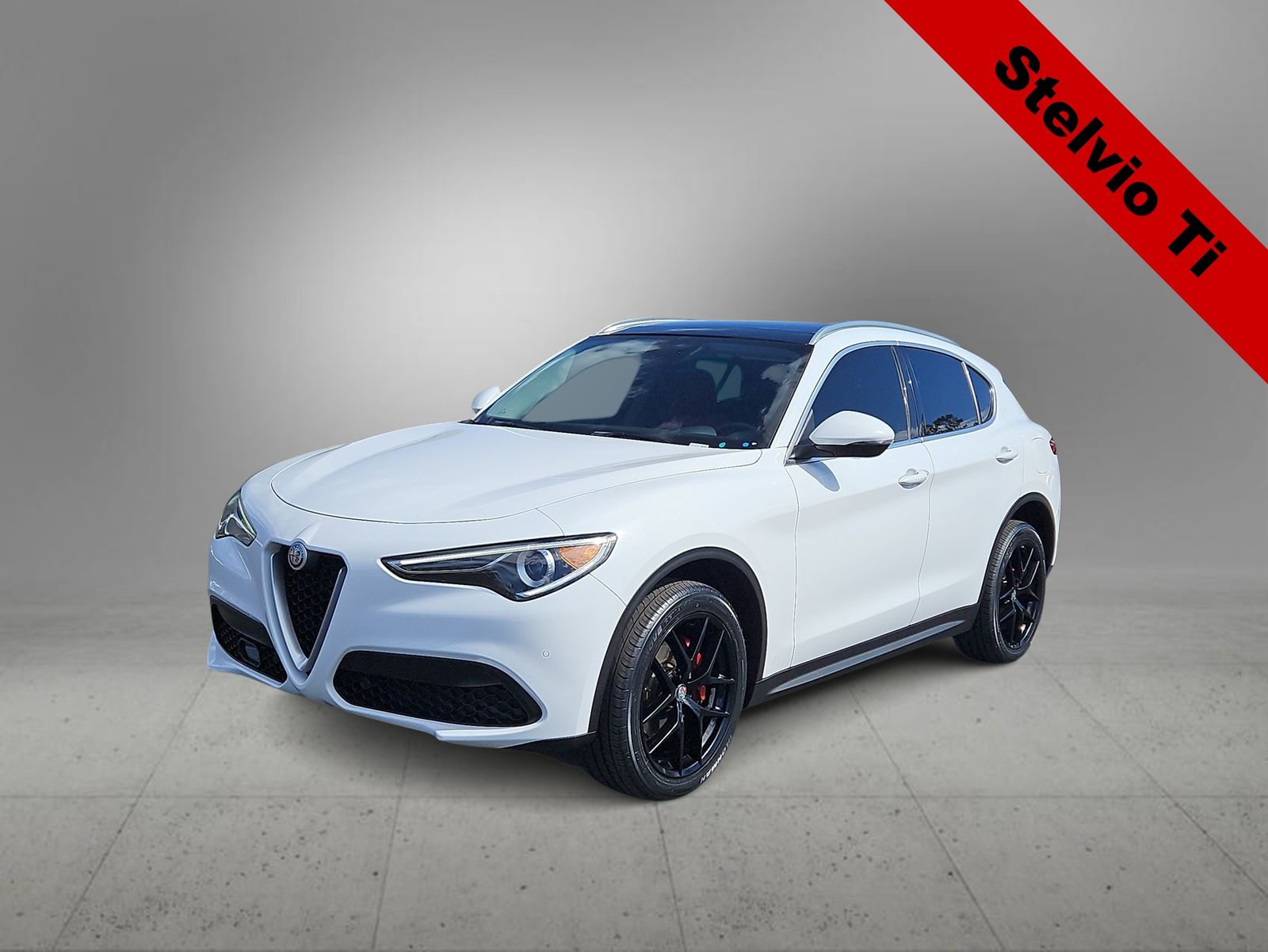 Thumbnail: 2019 Alfa Romeo Stelvio - 4