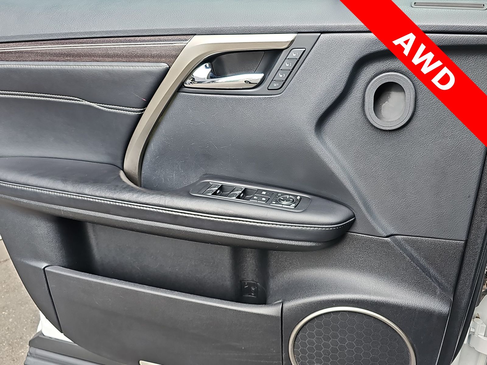 Thumbnail: 2020 Lexus RX - 28