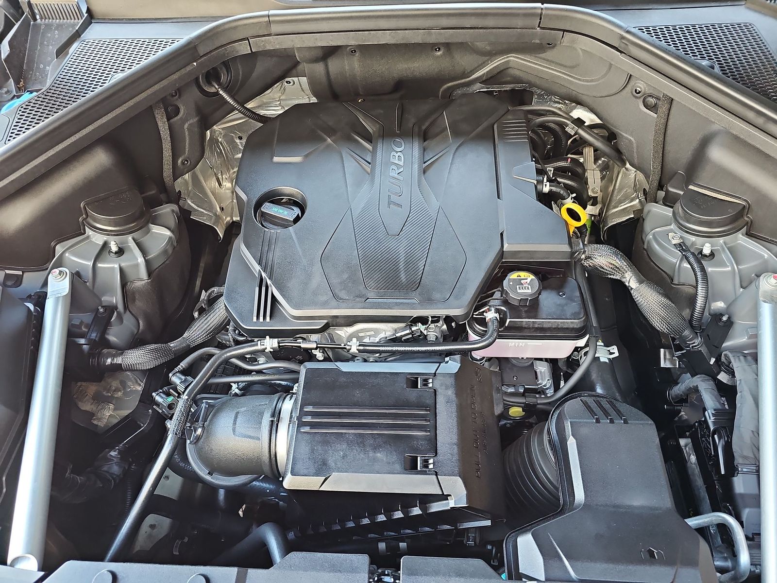 Thumbnail: 2025 Genesis GV80 - 13